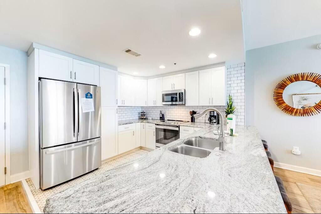 17739 Front Beach Road 507W