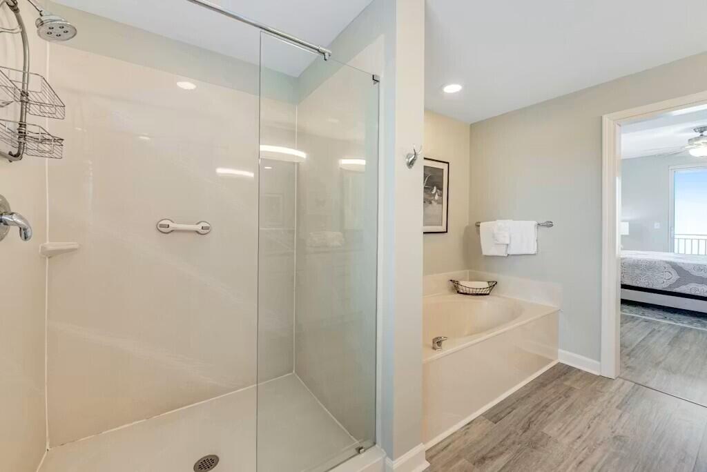 17739 Front Beach Road 507W