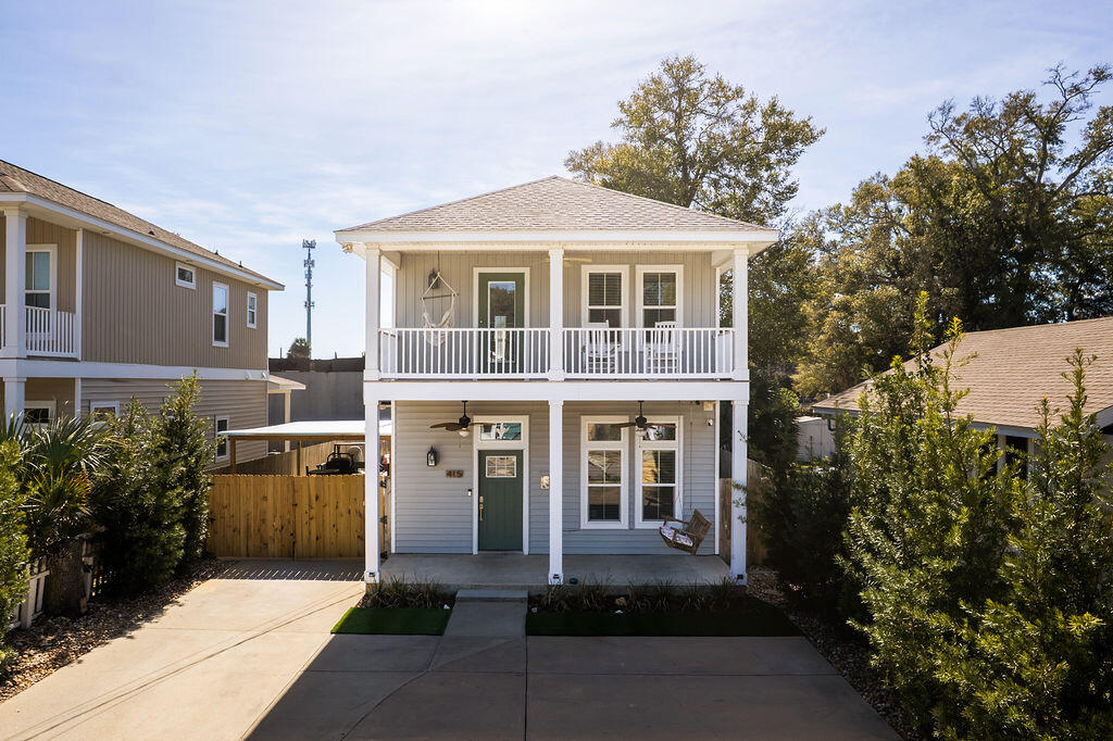 415 E Gonzalez Street