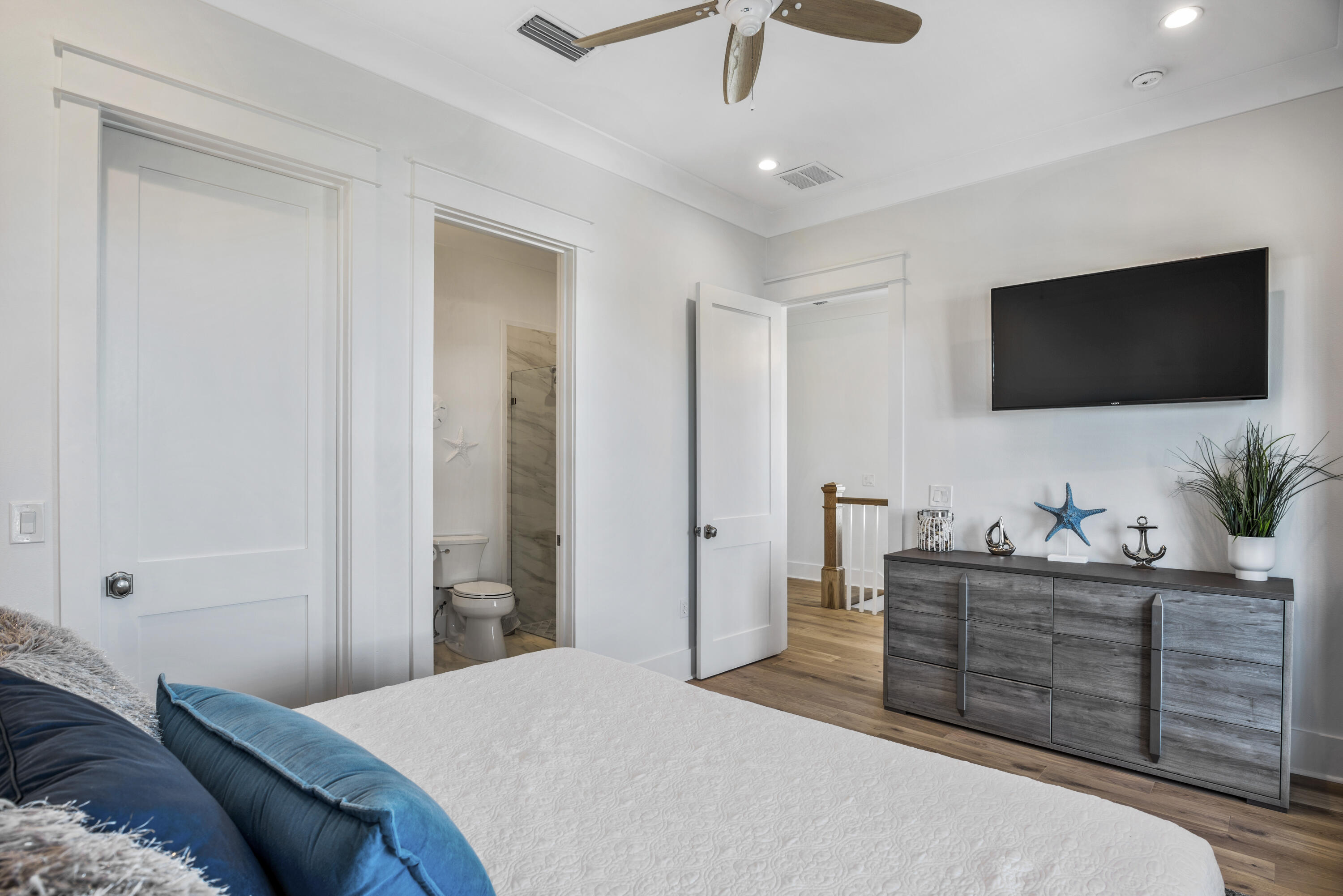 103 St Simon Circle
