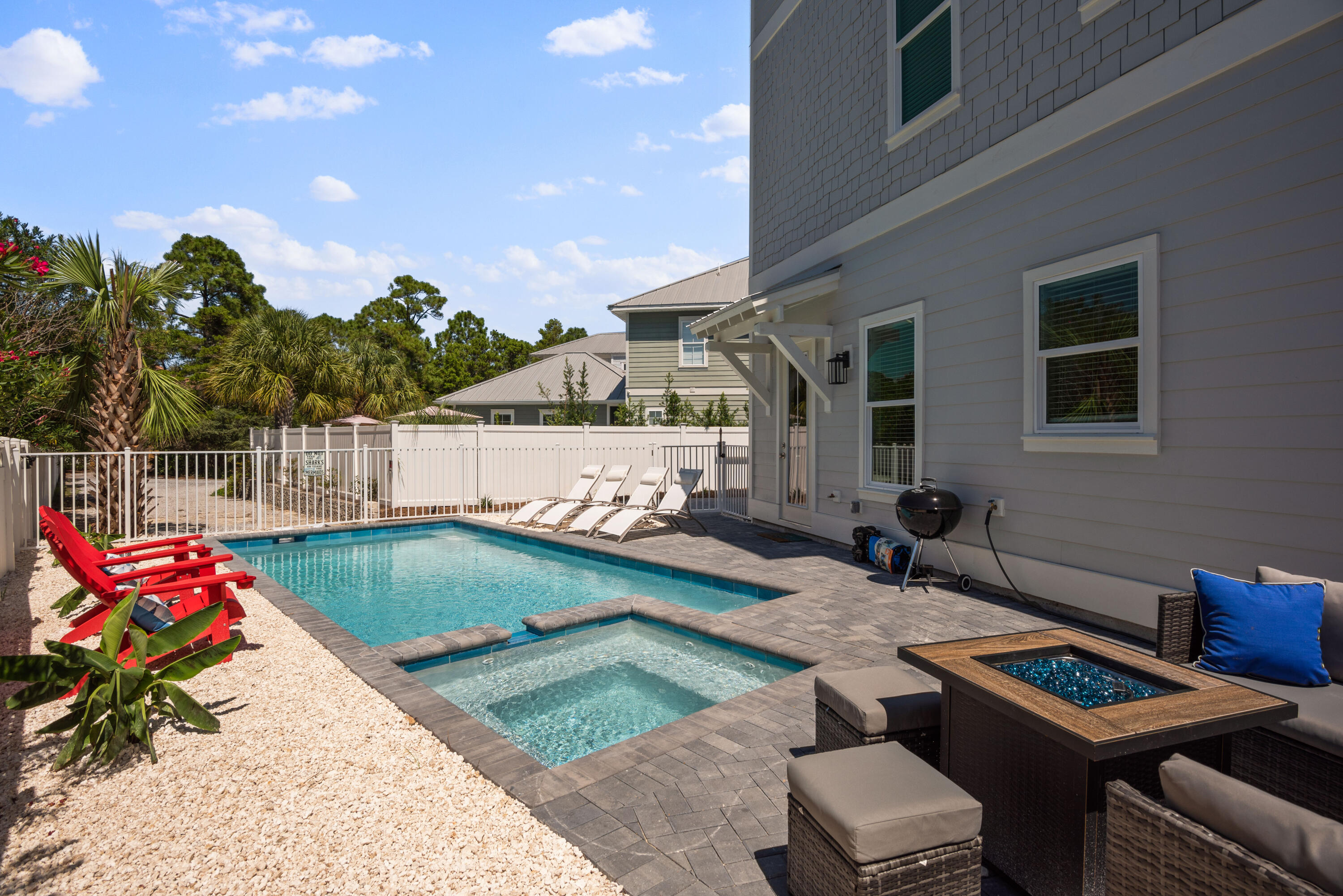 103 St Simon Circle