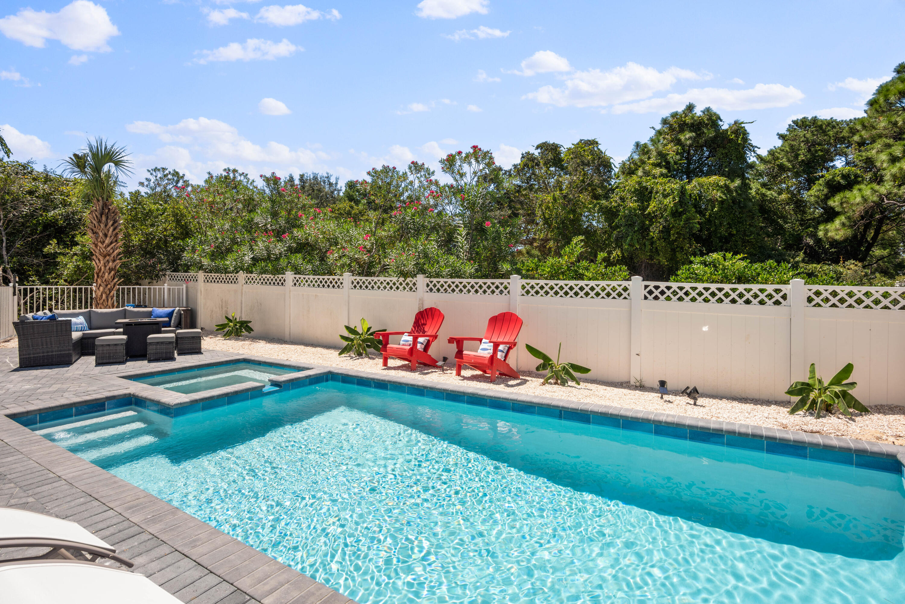 103 St Simon Circle