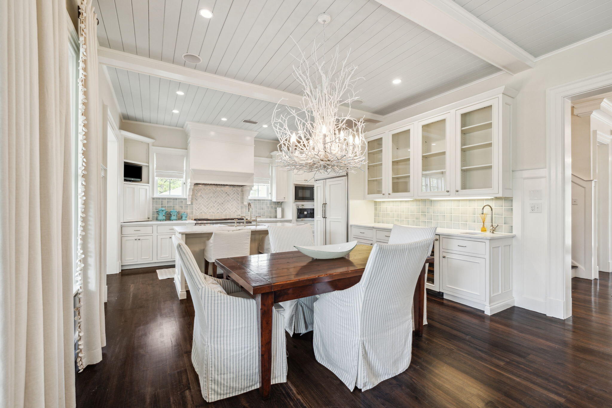 337 WESTERN LAKE Drive