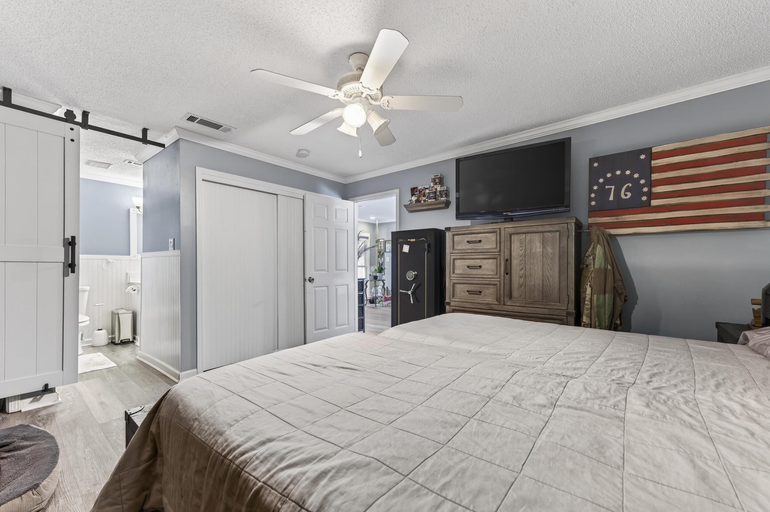 5 NW Cinderella Court