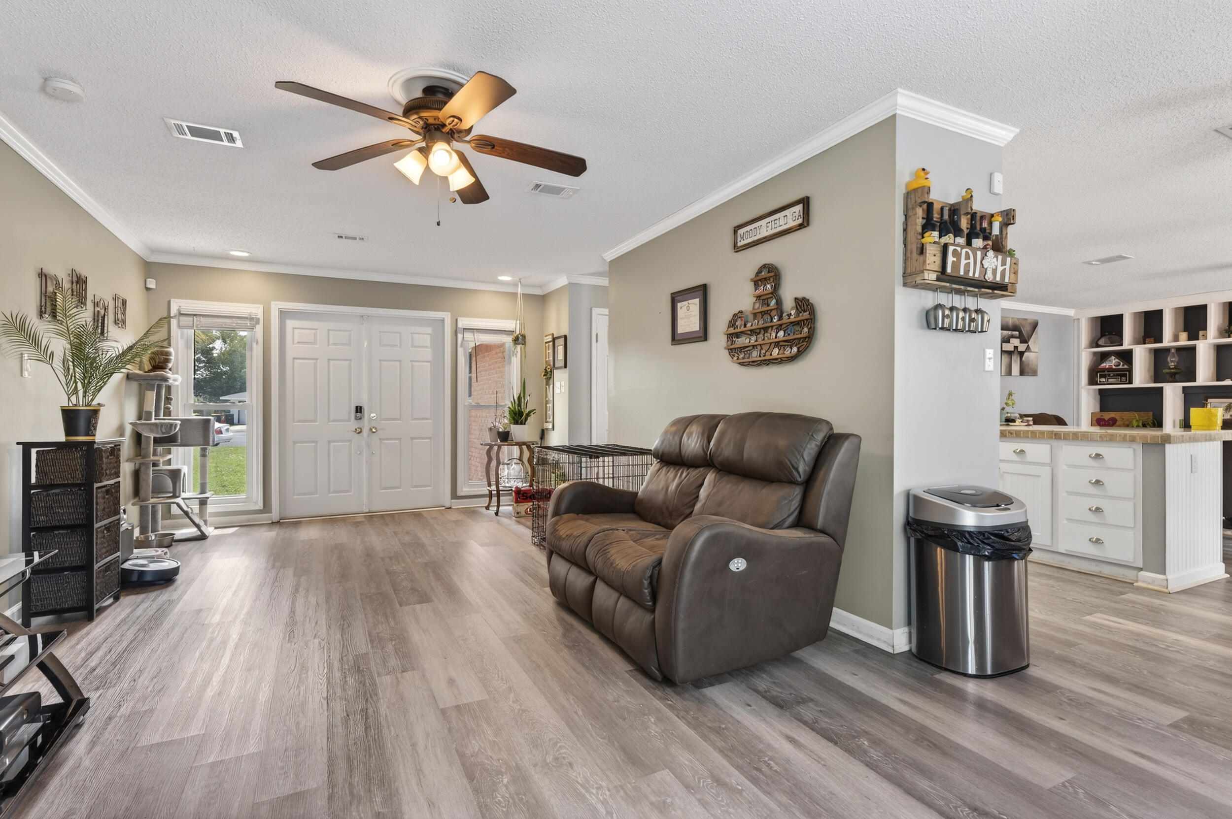 5 NW Cinderella Court
