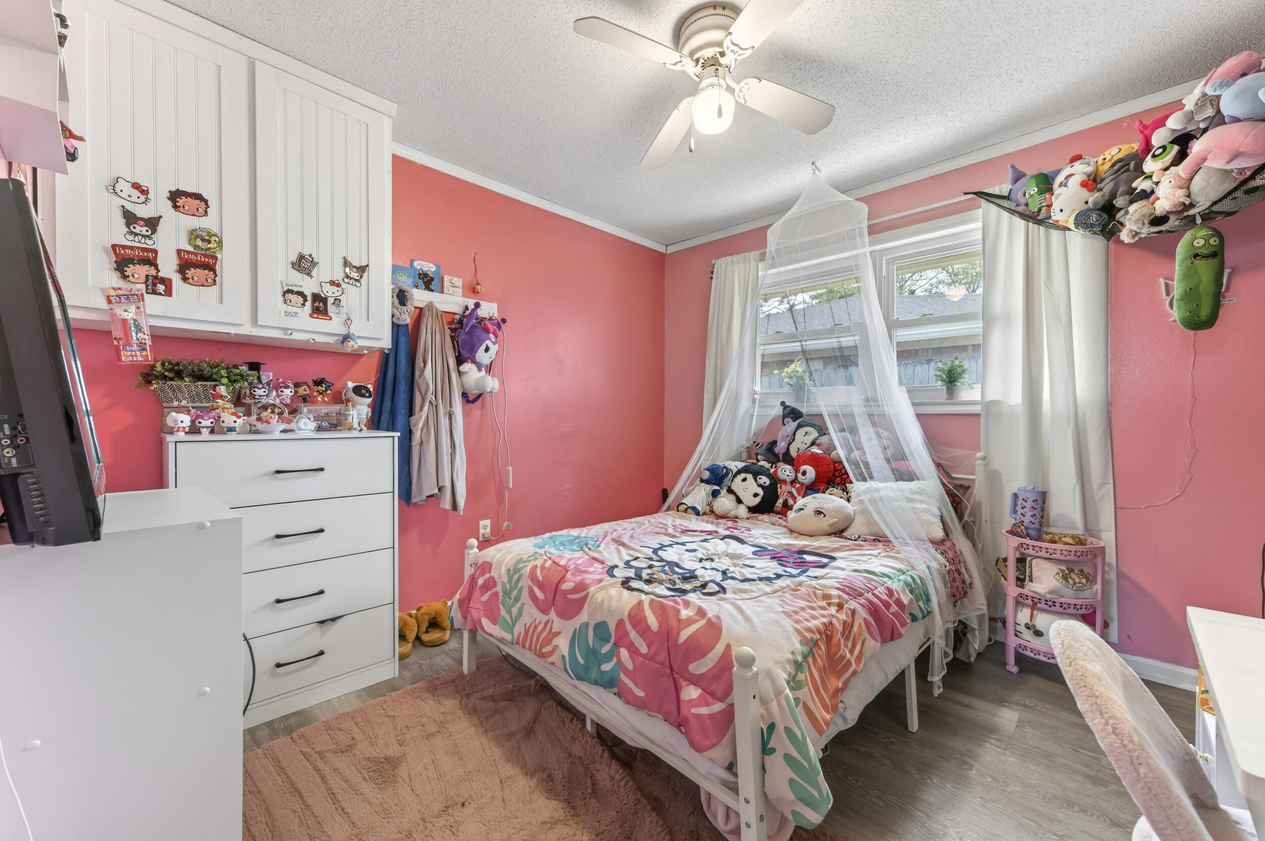 5 NW Cinderella Court