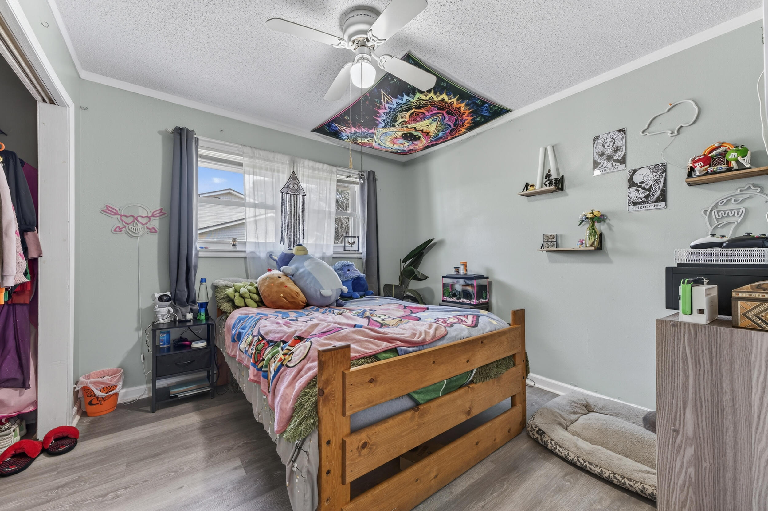 5 NW Cinderella Court