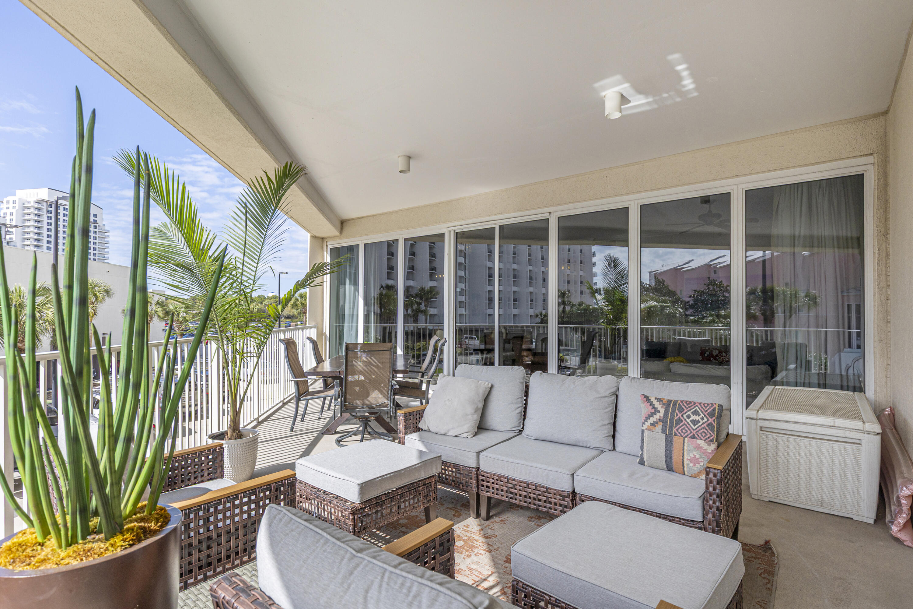 550 Tops'l Beach Boulevard 107