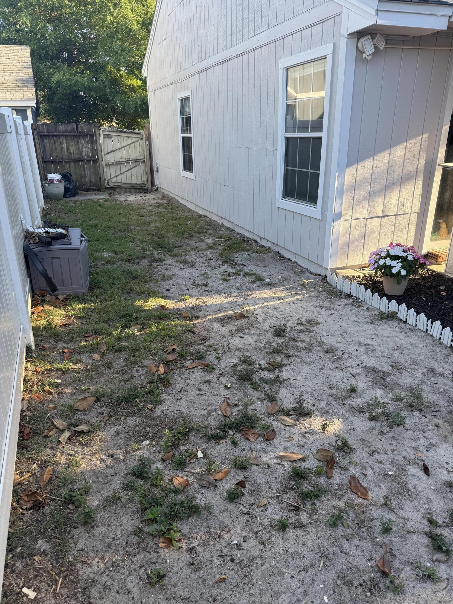 409 NW Adam Street