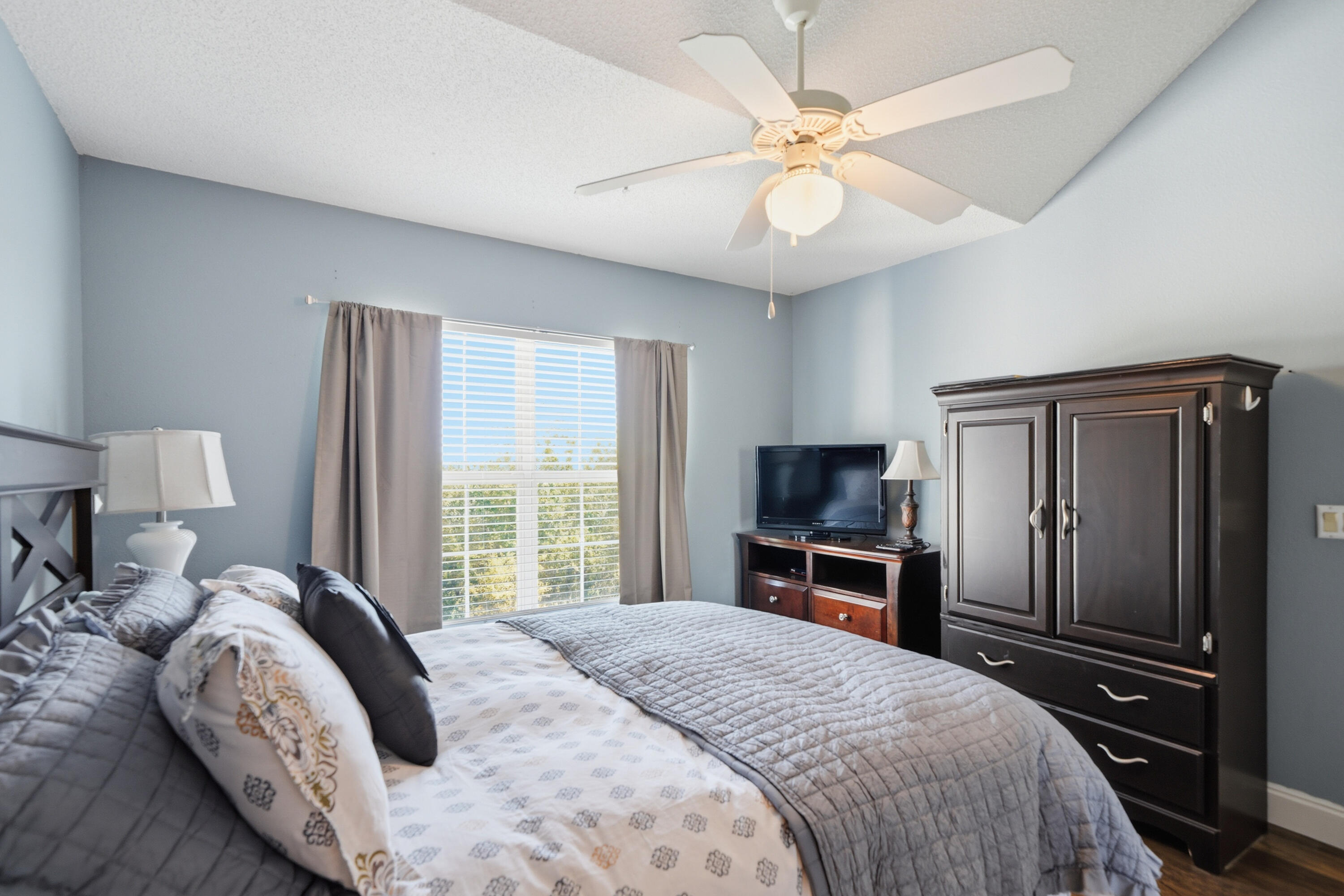 4274 Calinda Lane 256