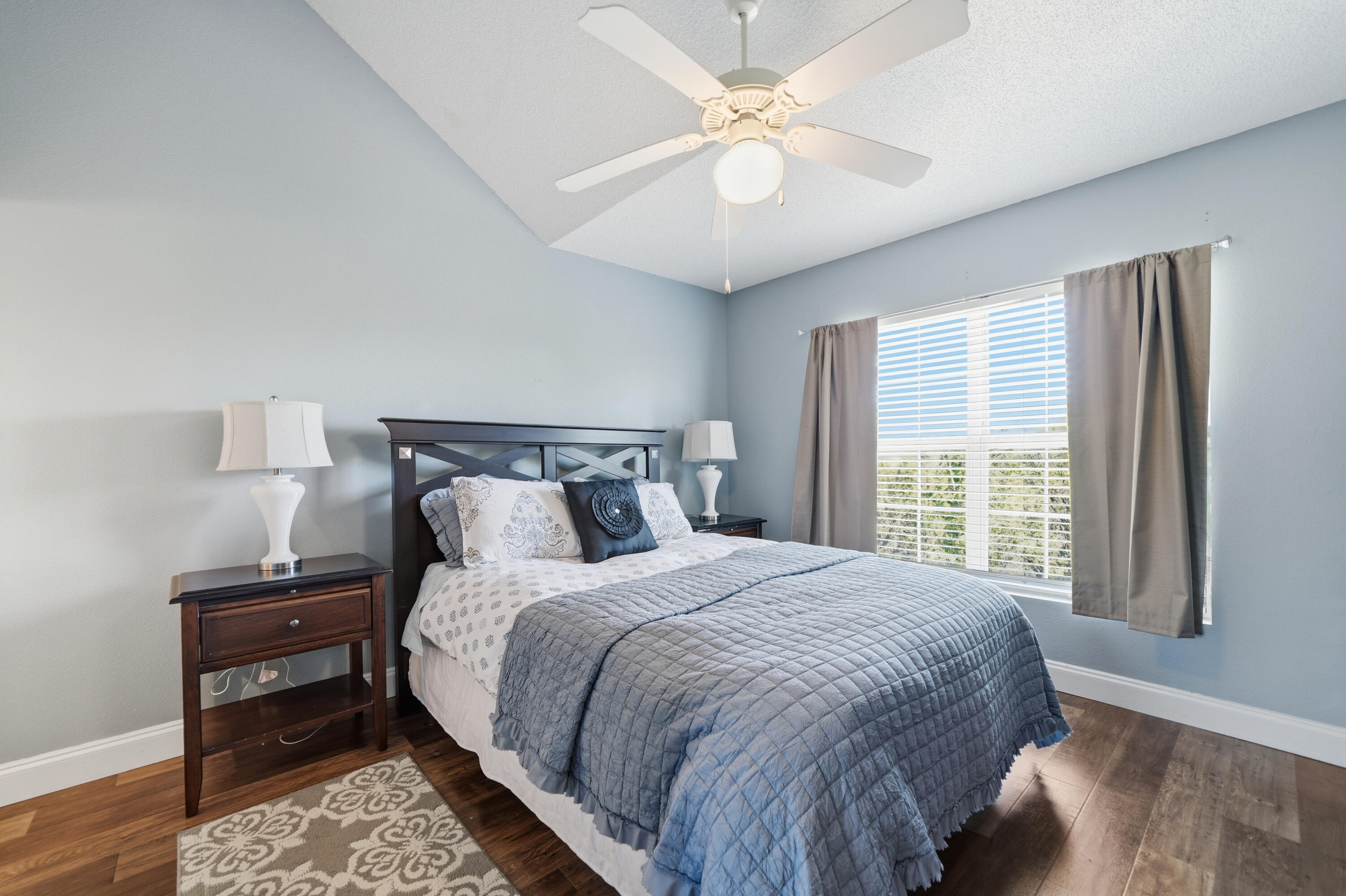 4274 Calinda Lane 256