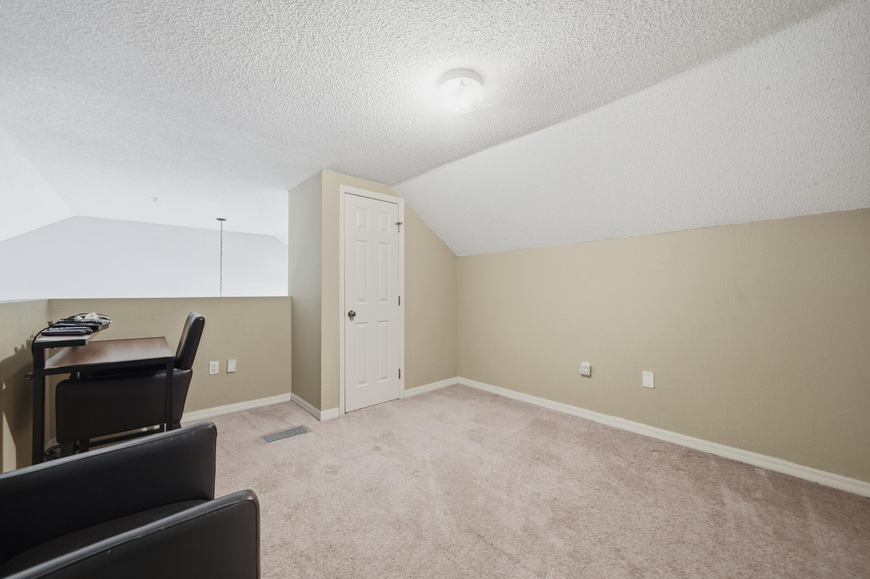 4274 Calinda Lane 256
