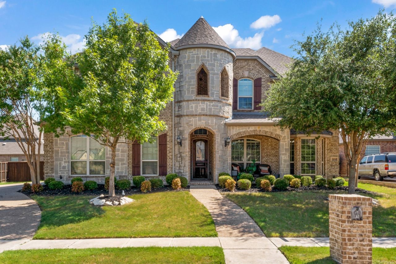2614 Trophy Club Drive