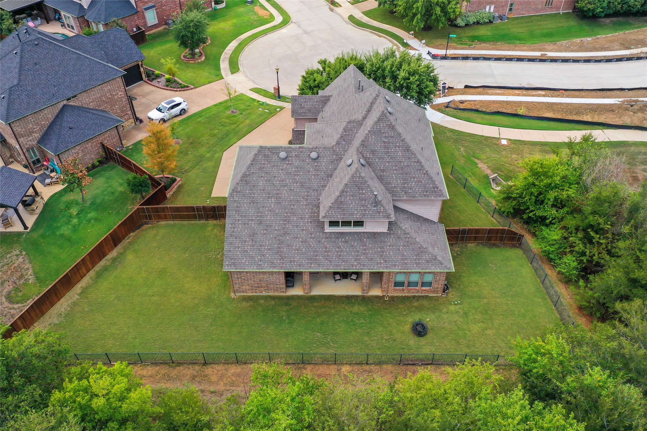 2744 Highlands Court