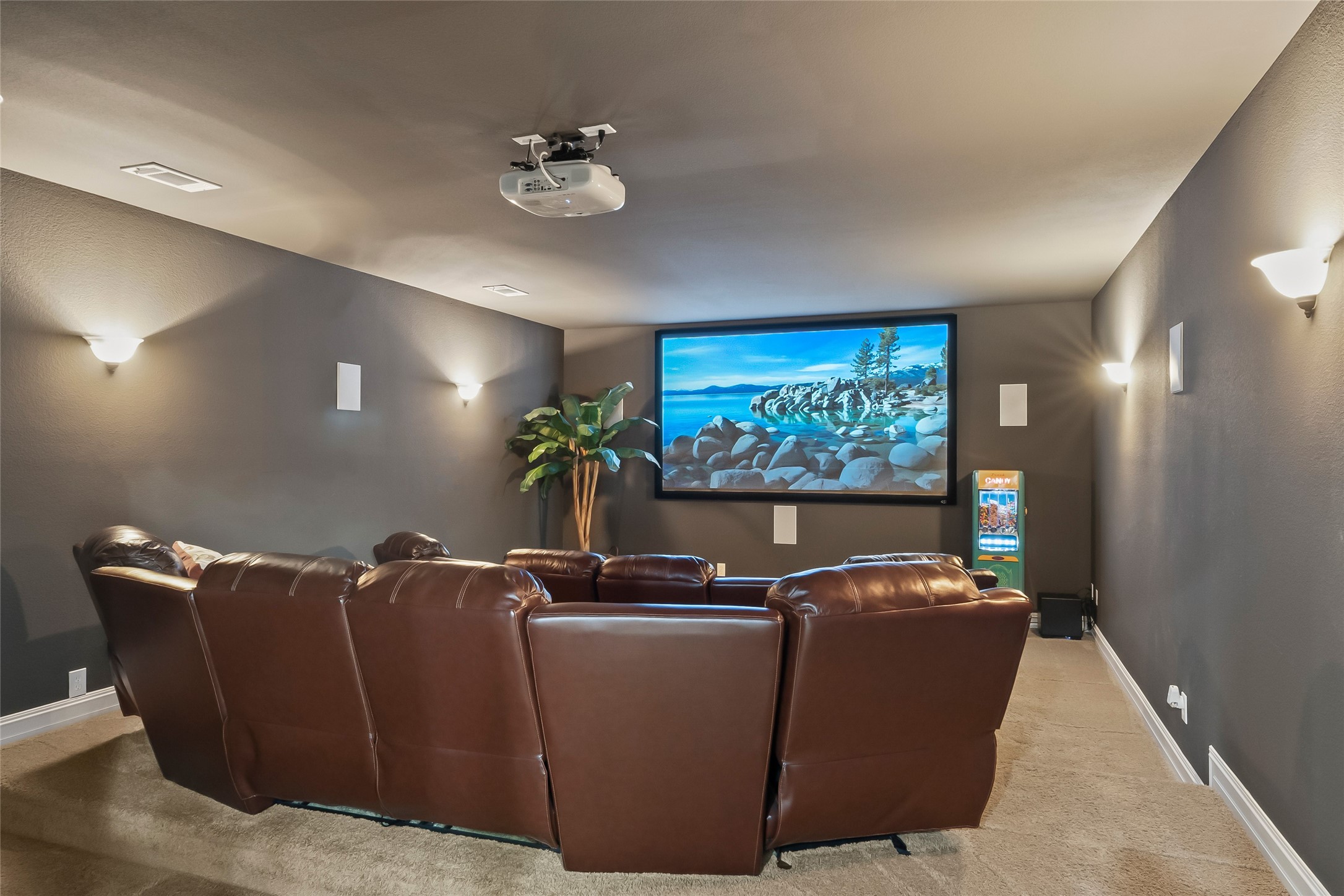 2744 Highlands Court
