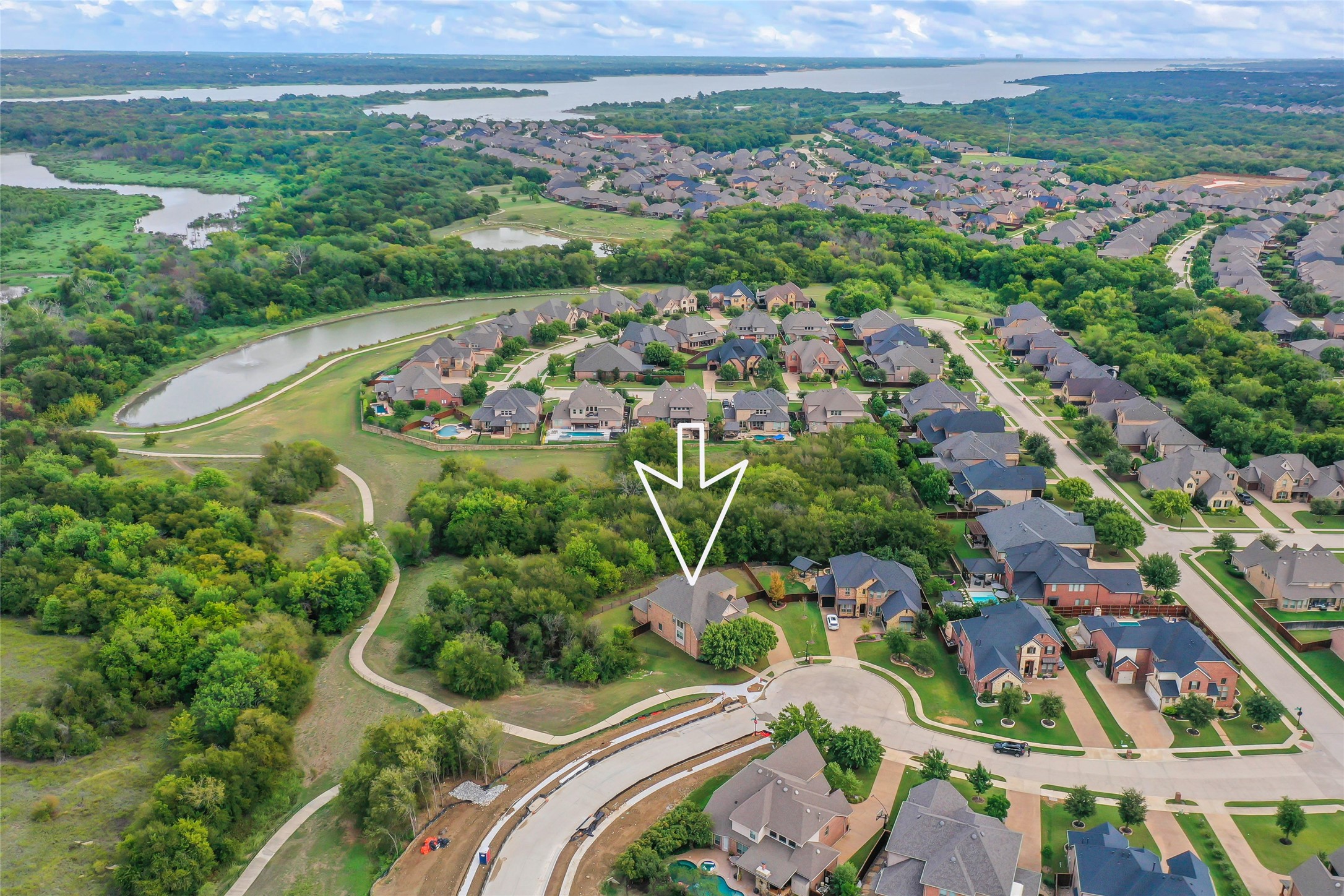 2744 Highlands Court