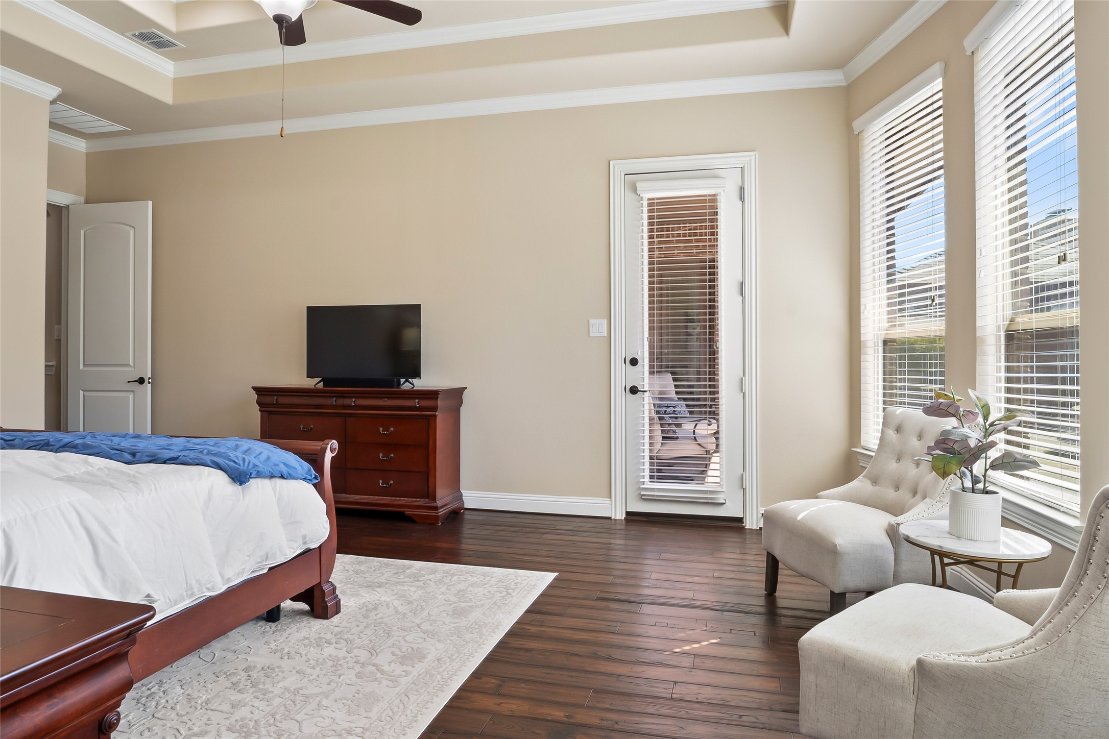 2822 Chatswood Drive