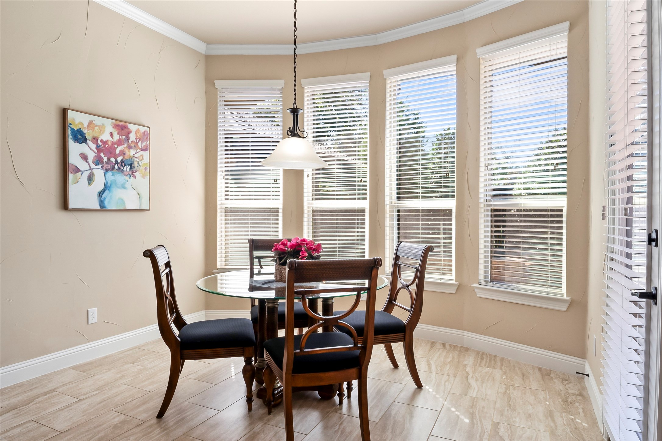 2822 Chatswood Drive