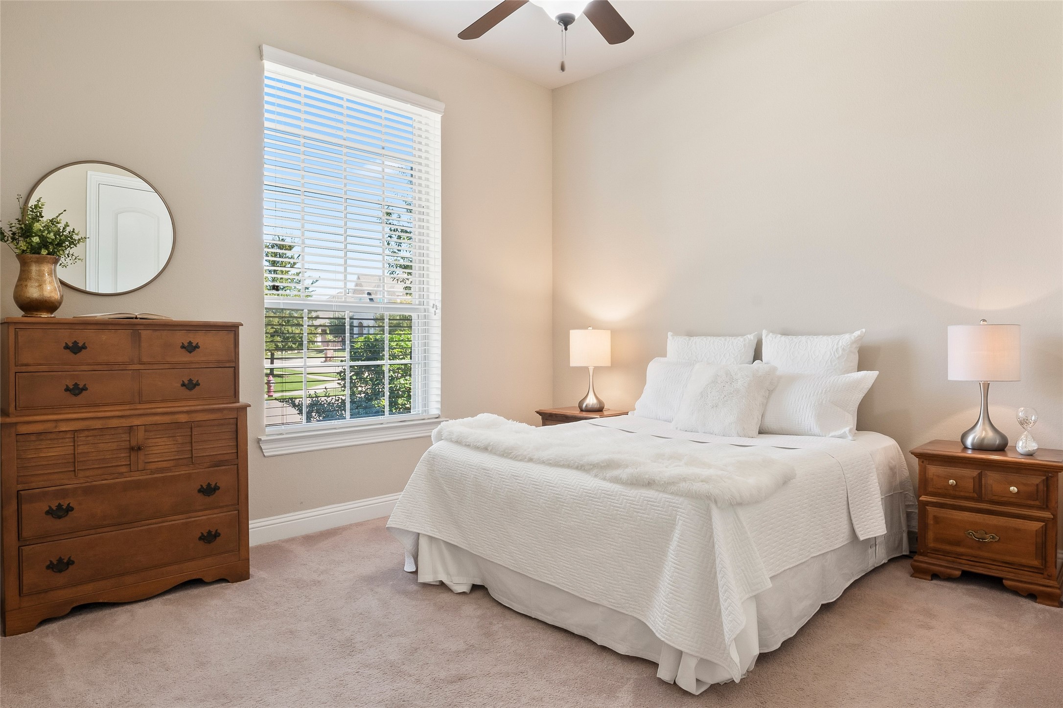 2822 Chatswood Drive