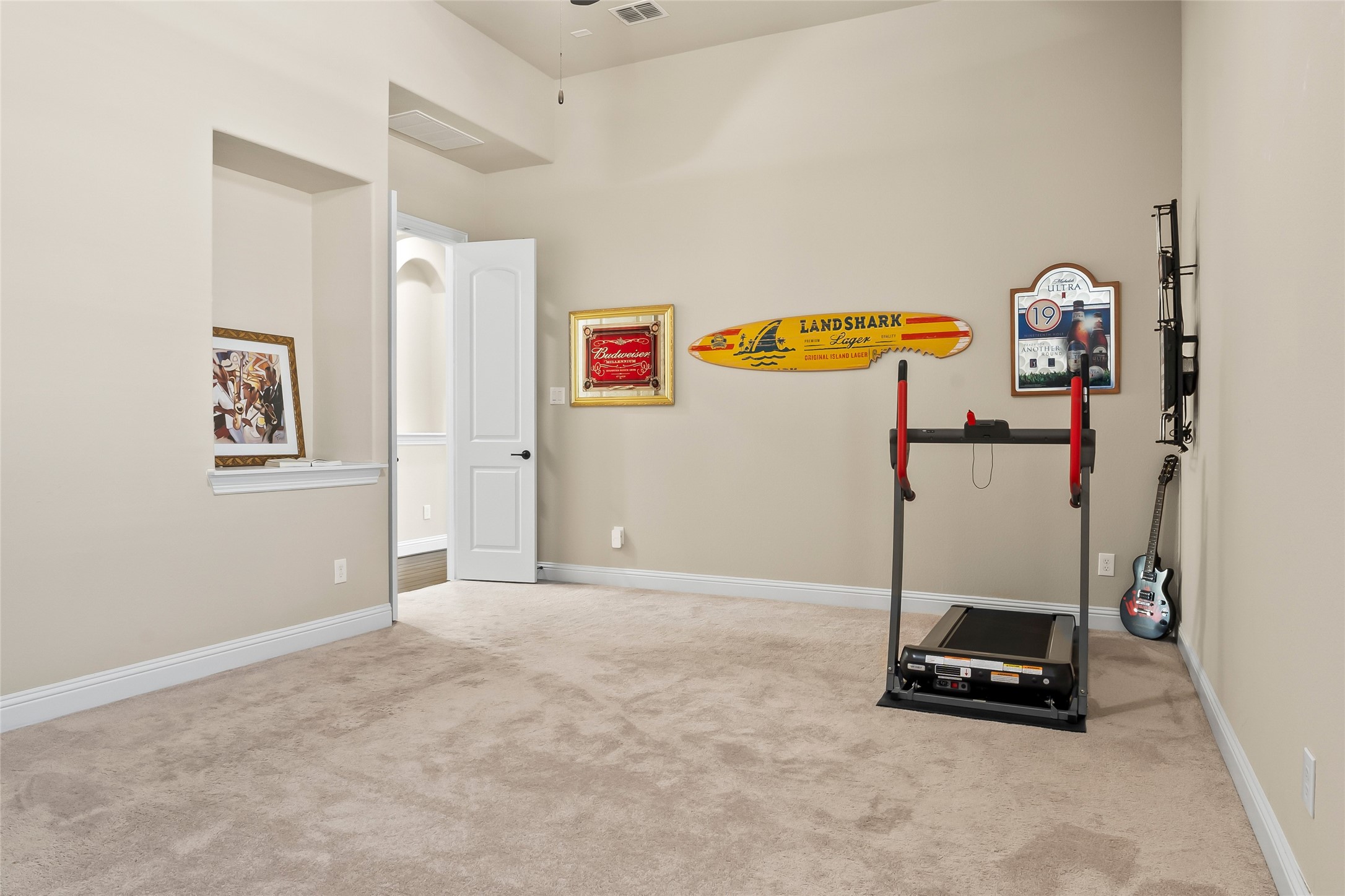 2822 Chatswood Drive