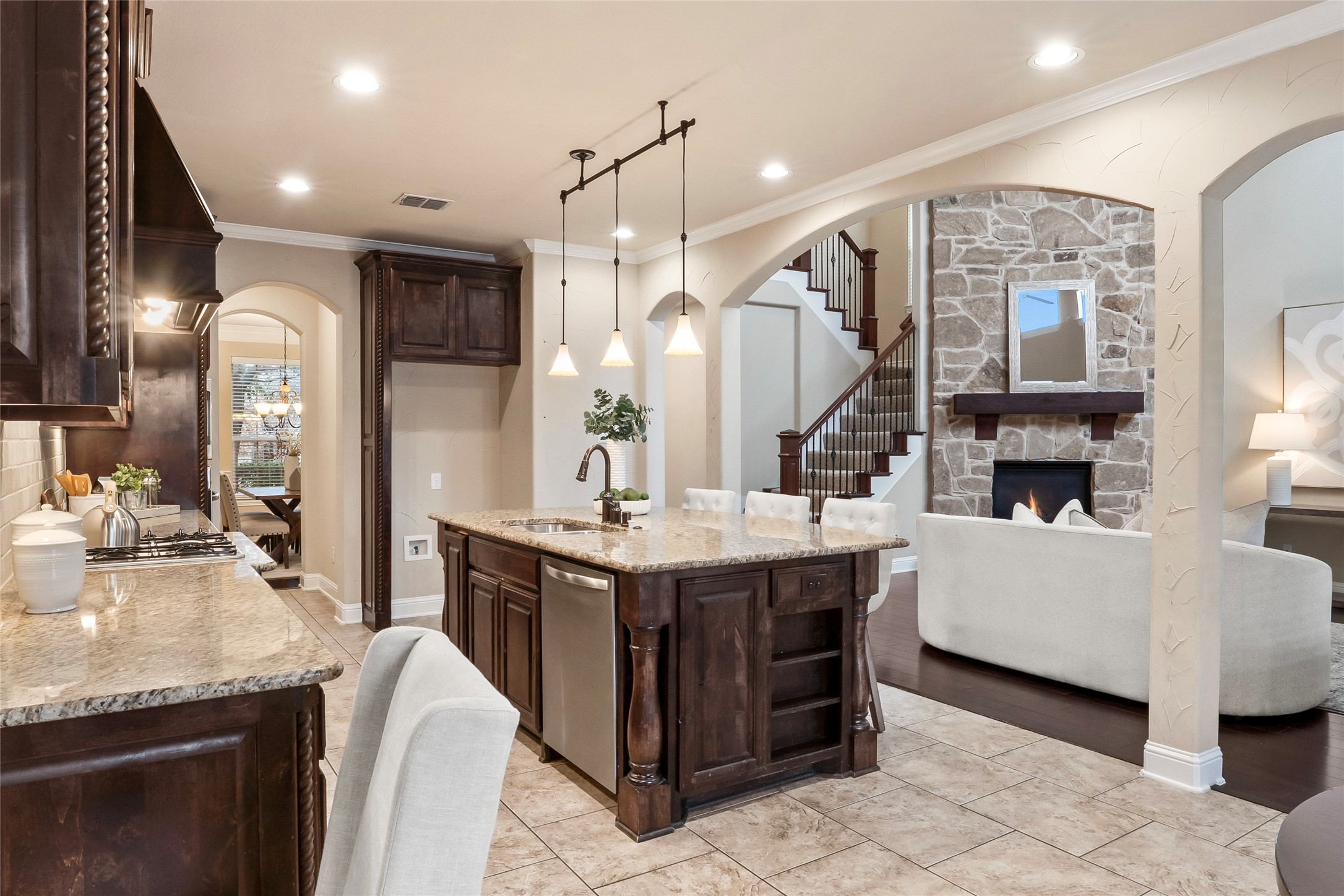 2538 Morgan Lane
