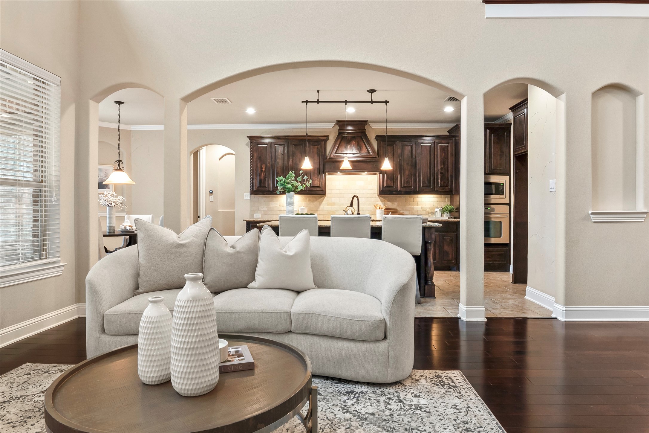 2538 Morgan Lane