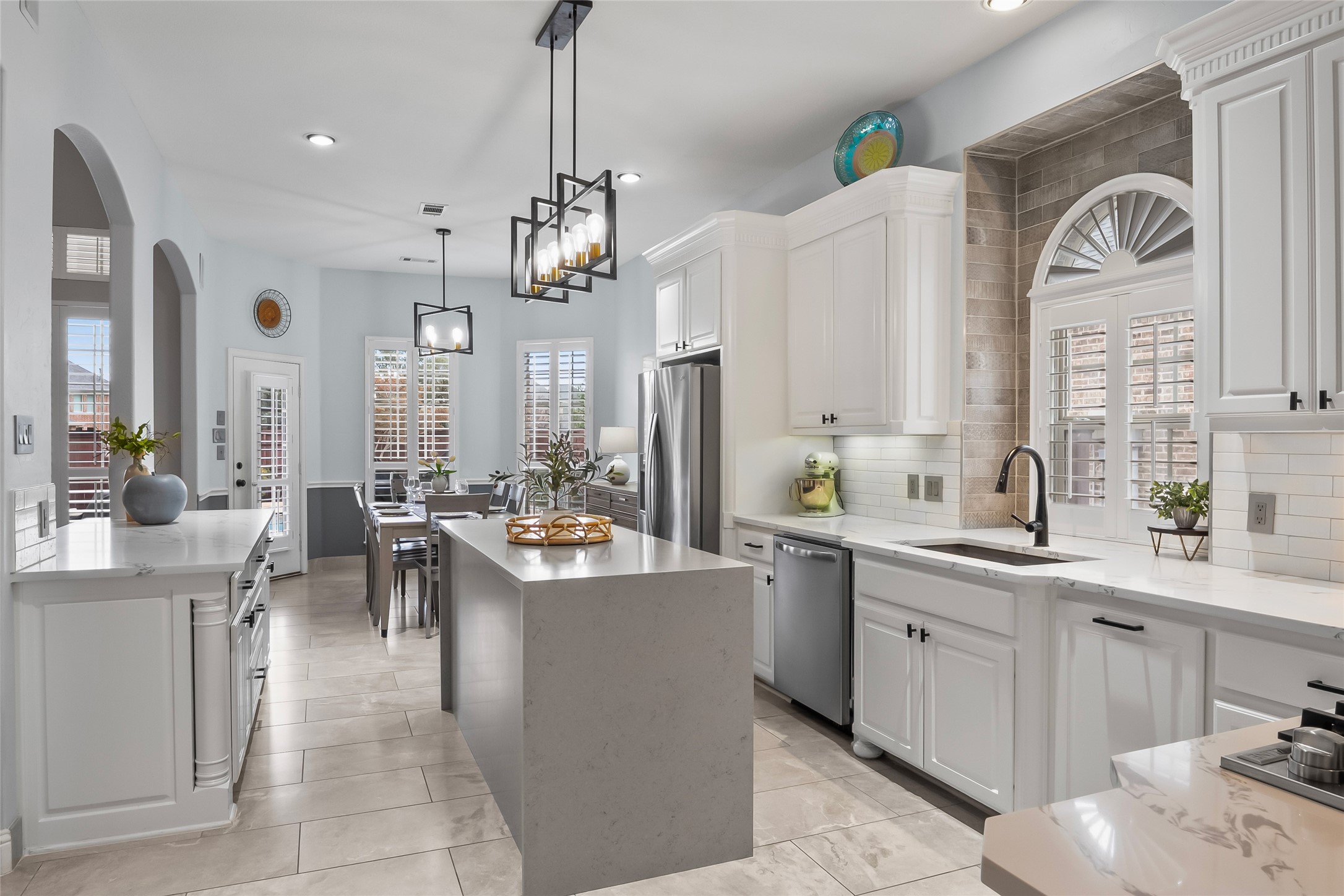 2418 Strathfield Lane