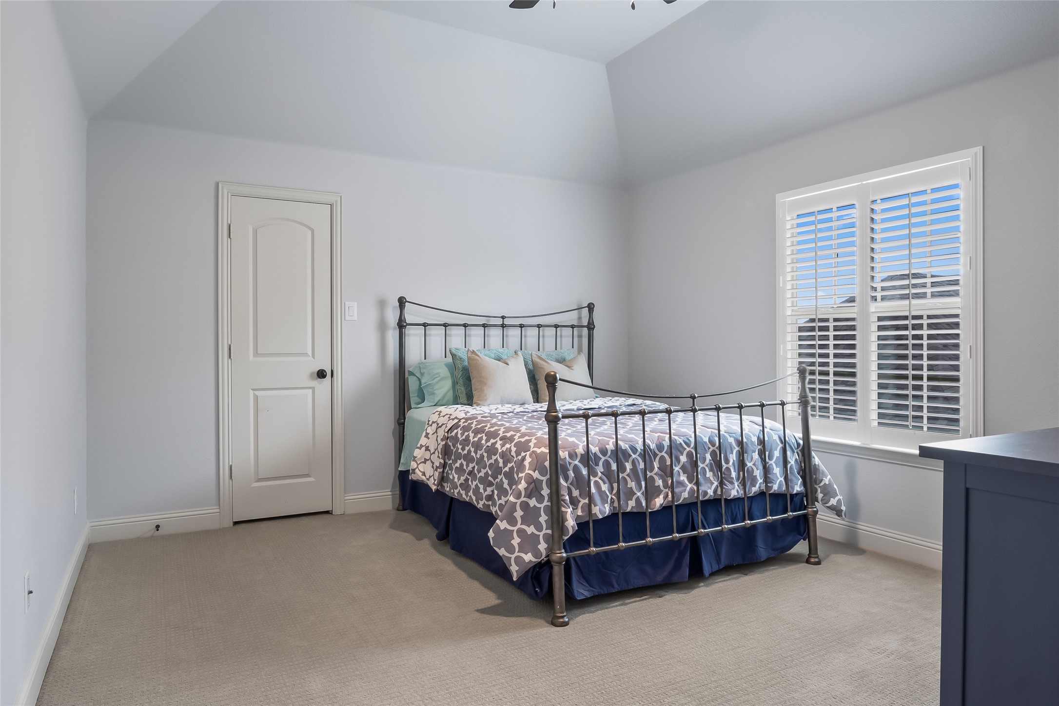 2418 Strathfield Lane