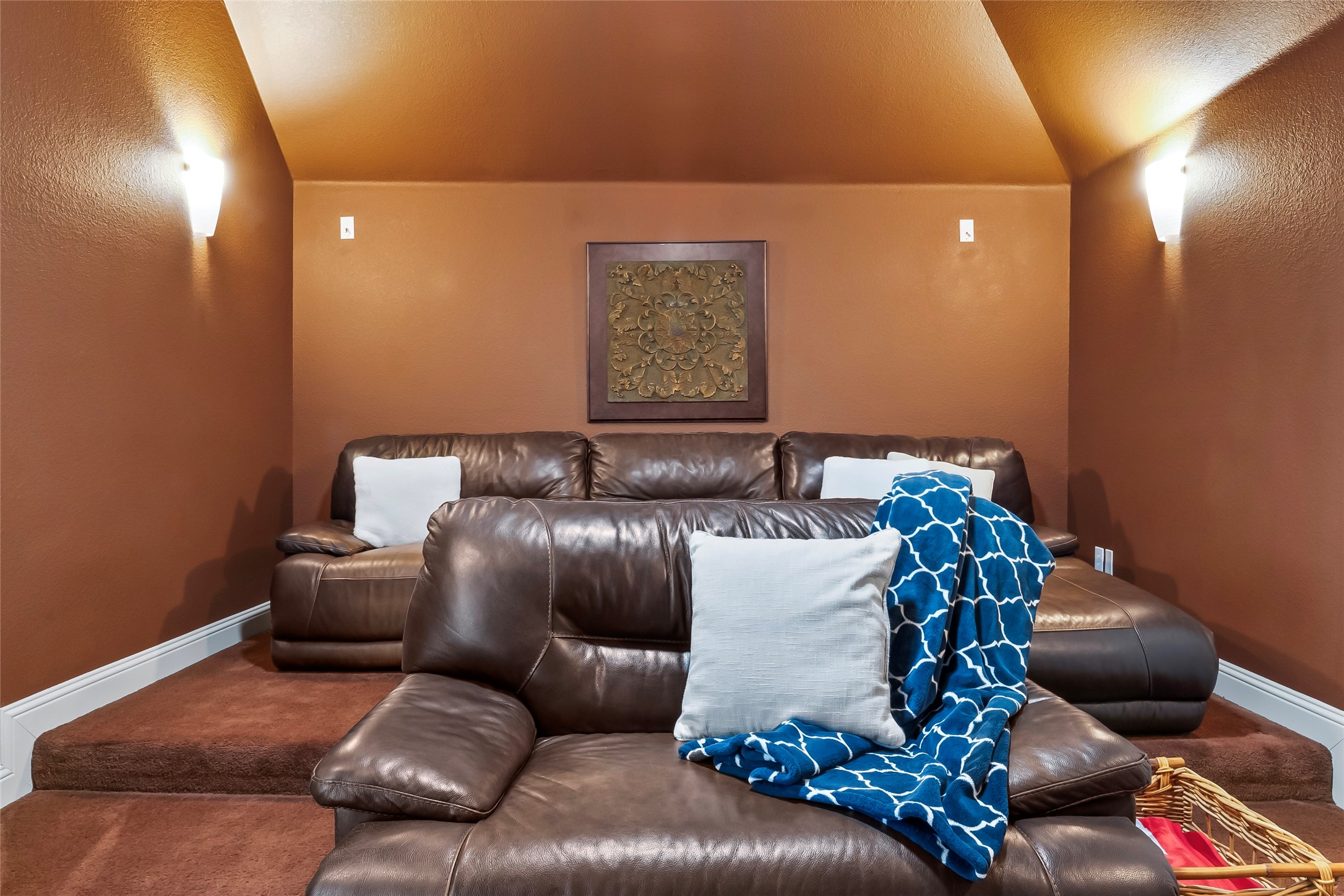 2418 Strathfield Lane