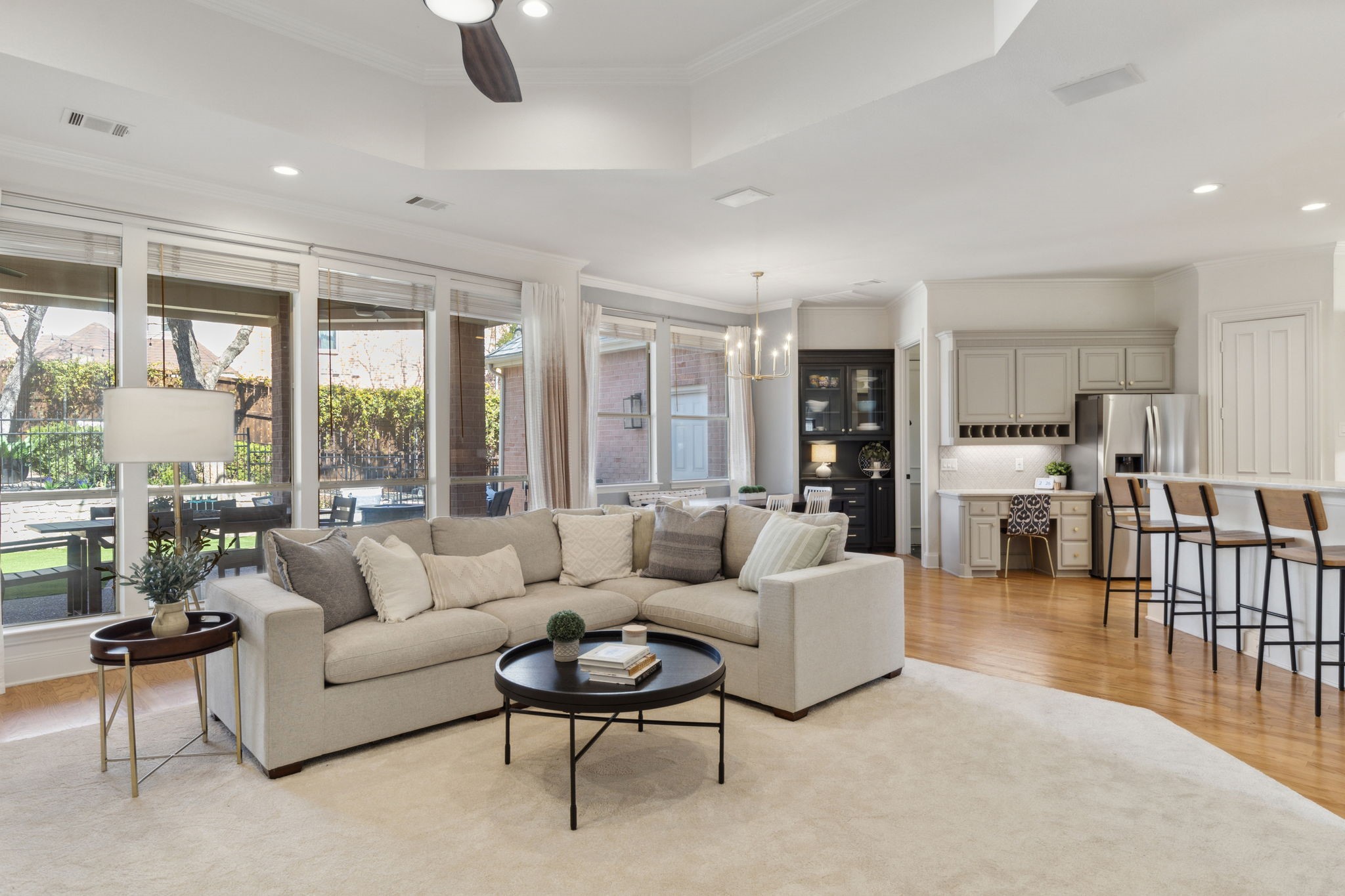 6 Michelle Court