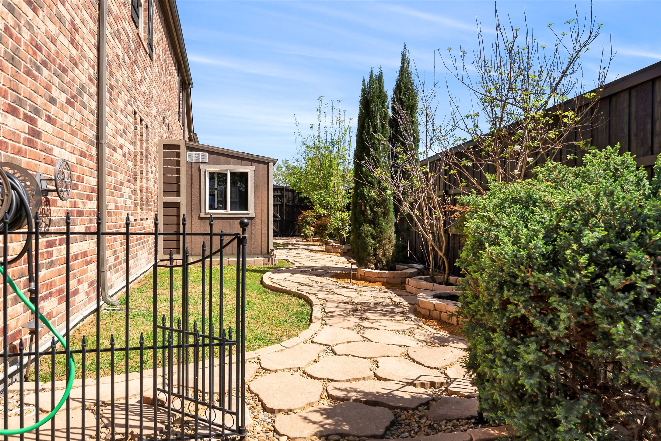 2621 Highlands Drive