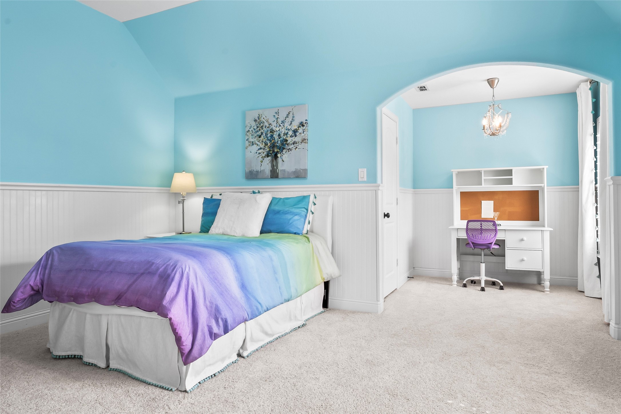 2504 Strathfield Lane