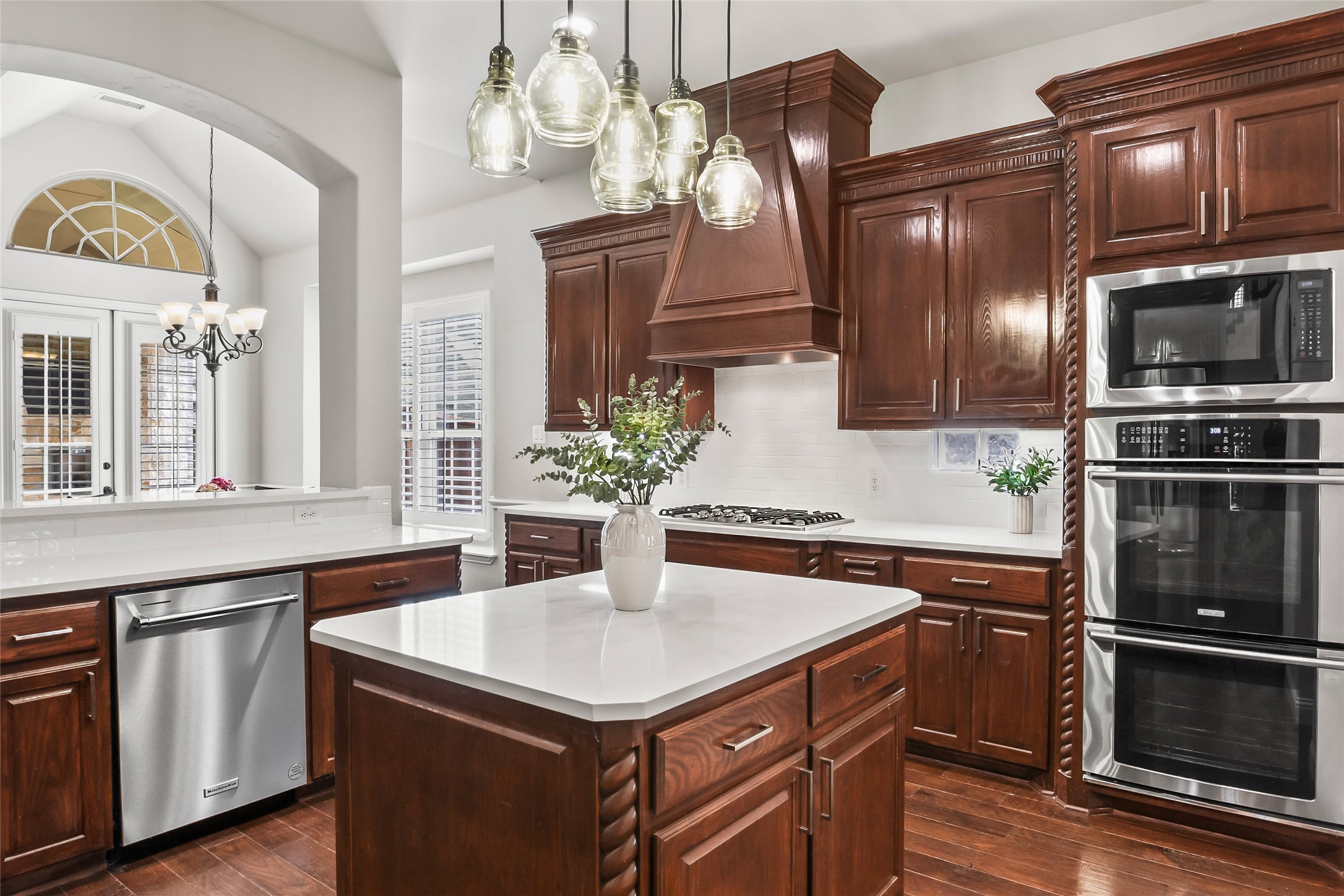 2504 Strathfield Lane