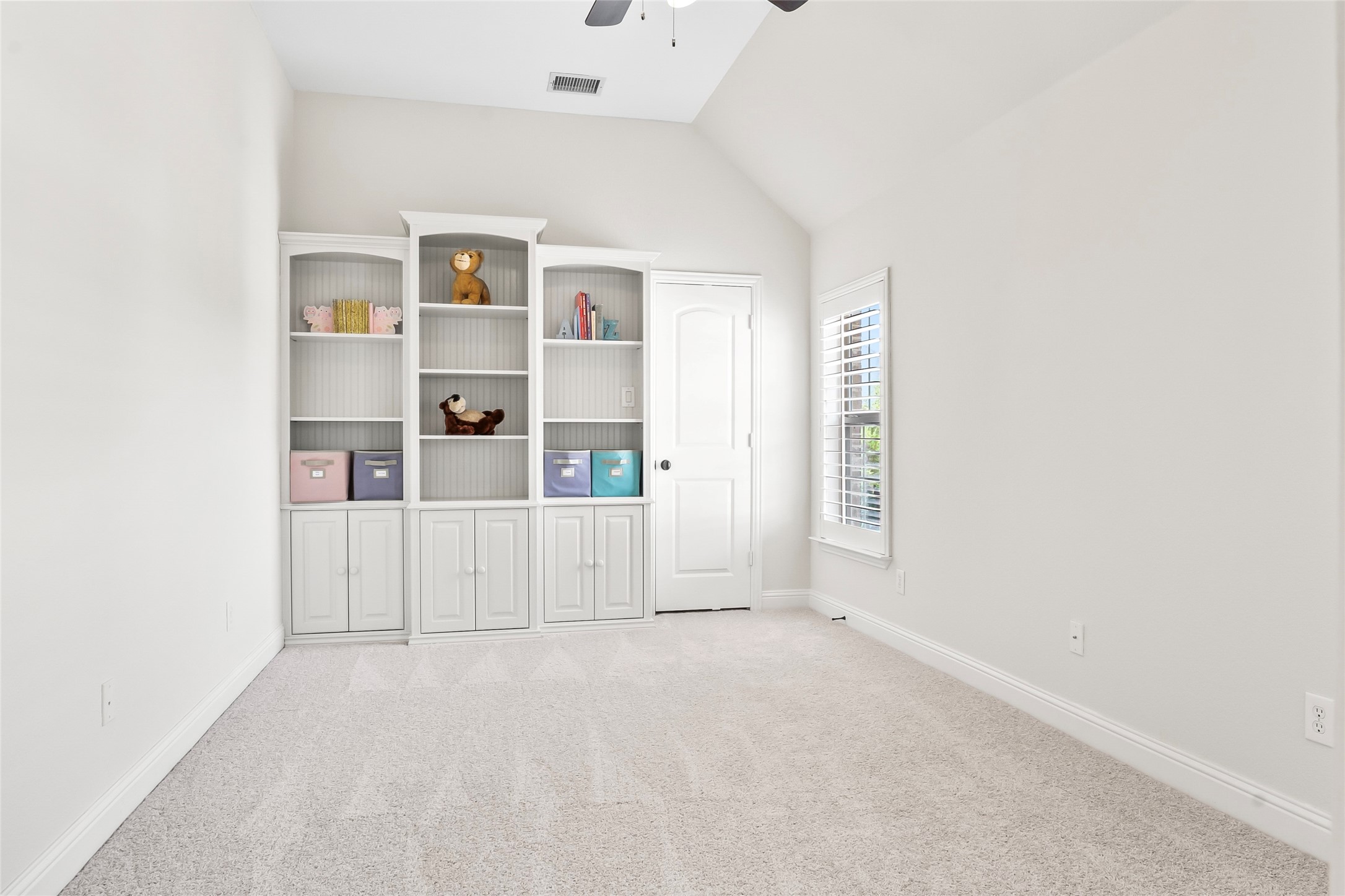 2504 Strathfield Lane