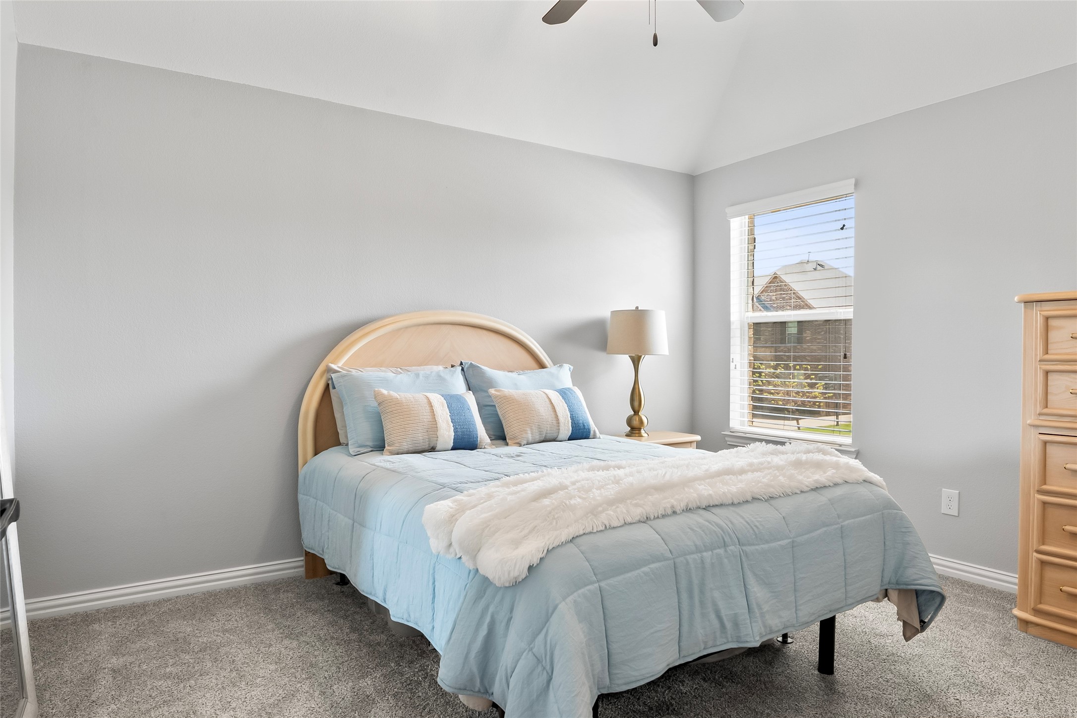 2721 Bondi Cove
