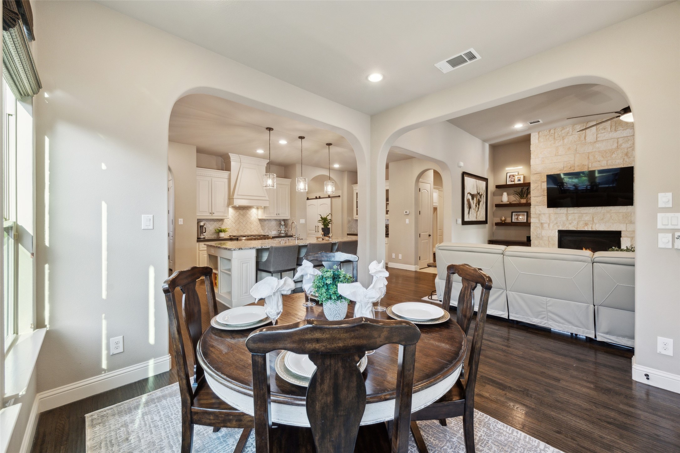 653 Indian Creek Drive