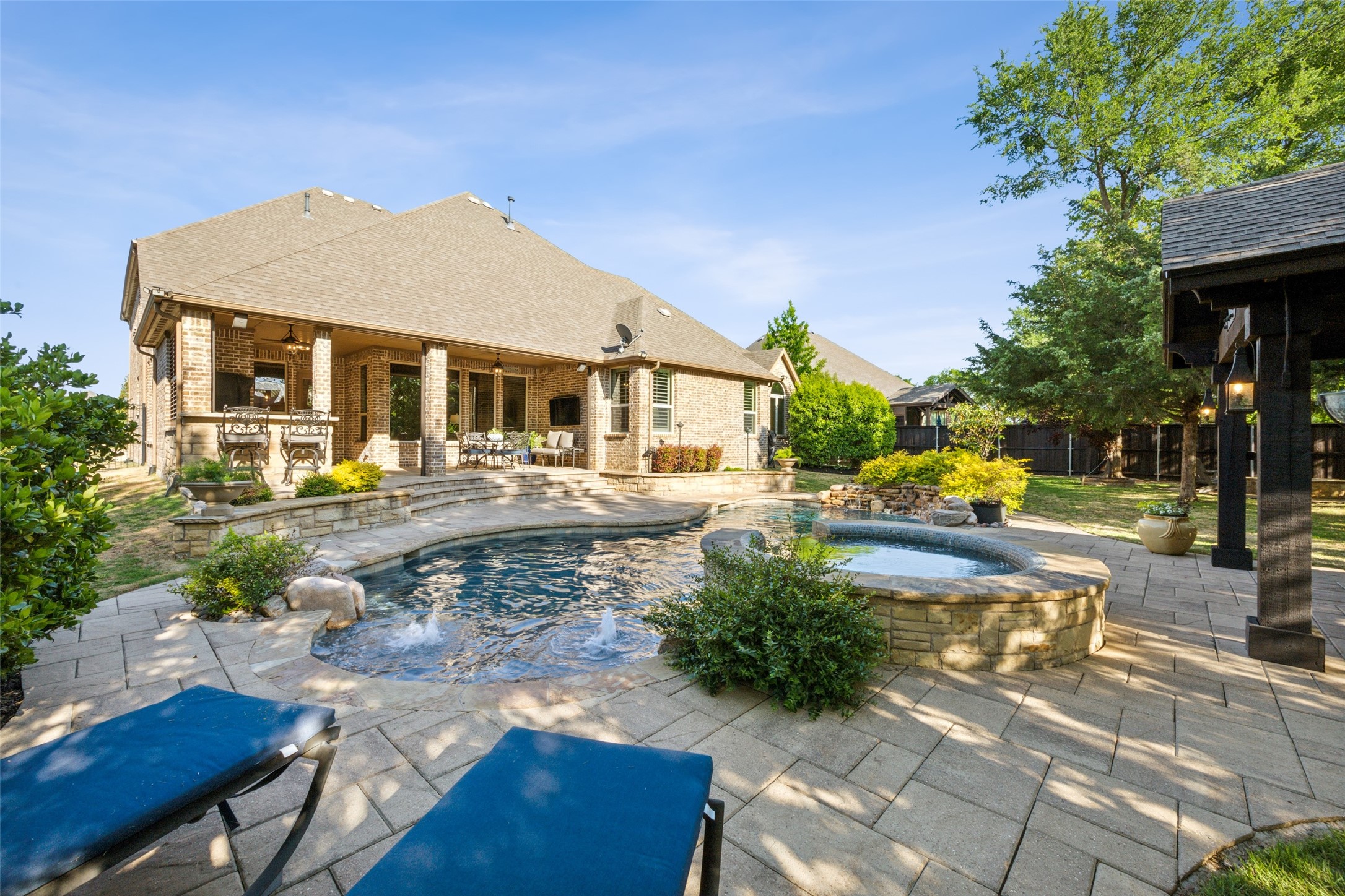 653 Indian Creek Drive