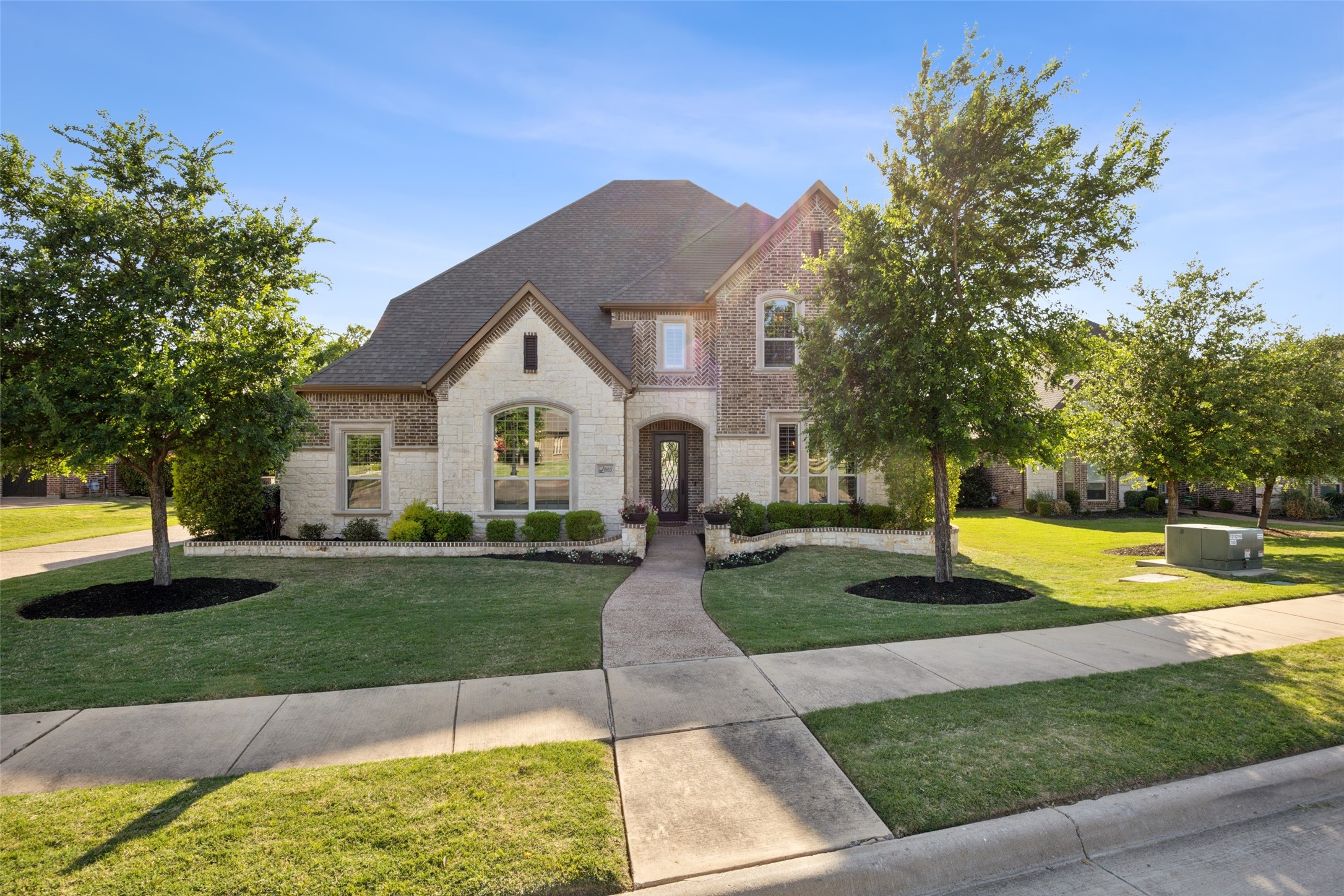 653 Indian Creek Drive