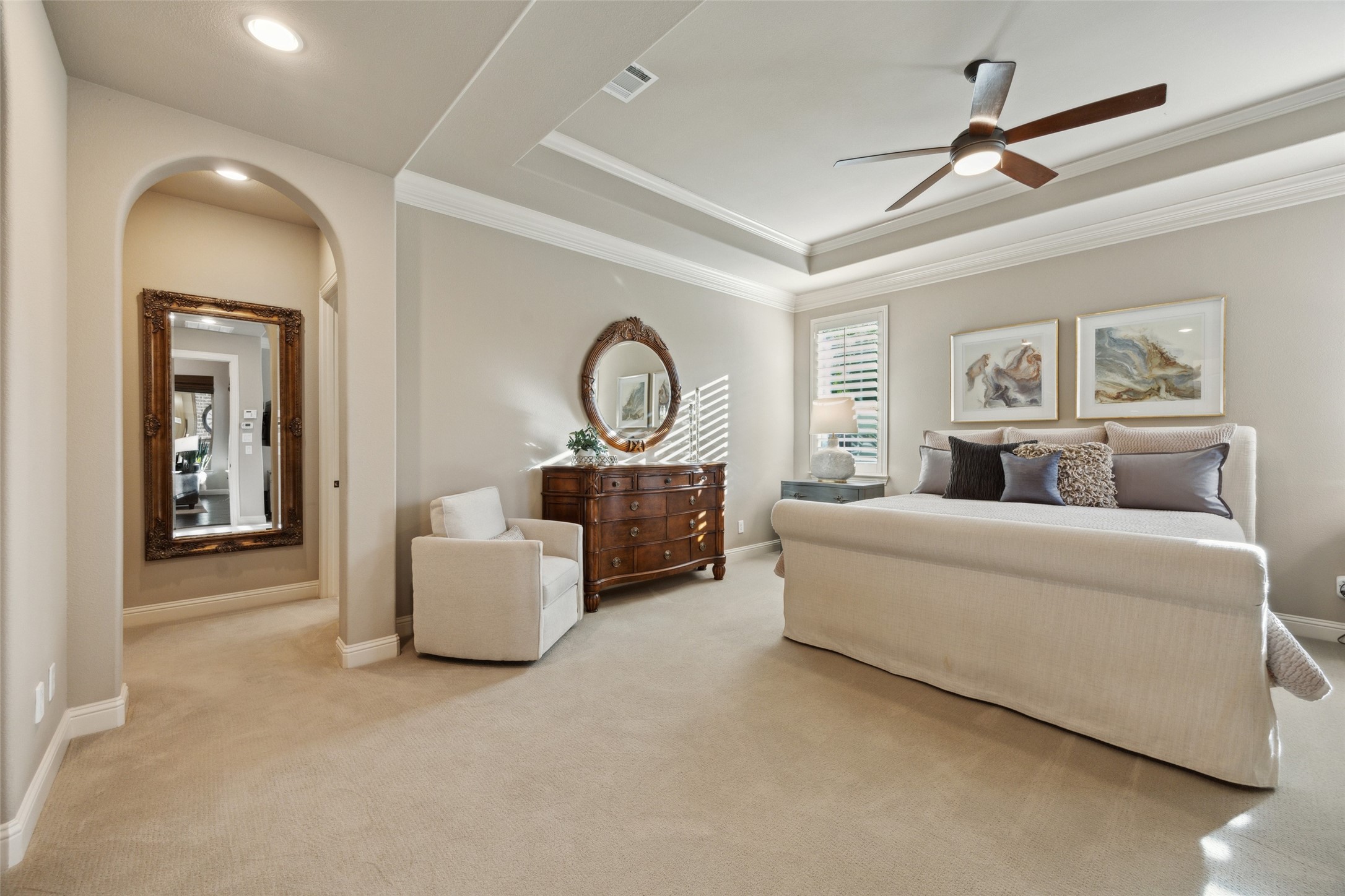 653 Indian Creek Drive