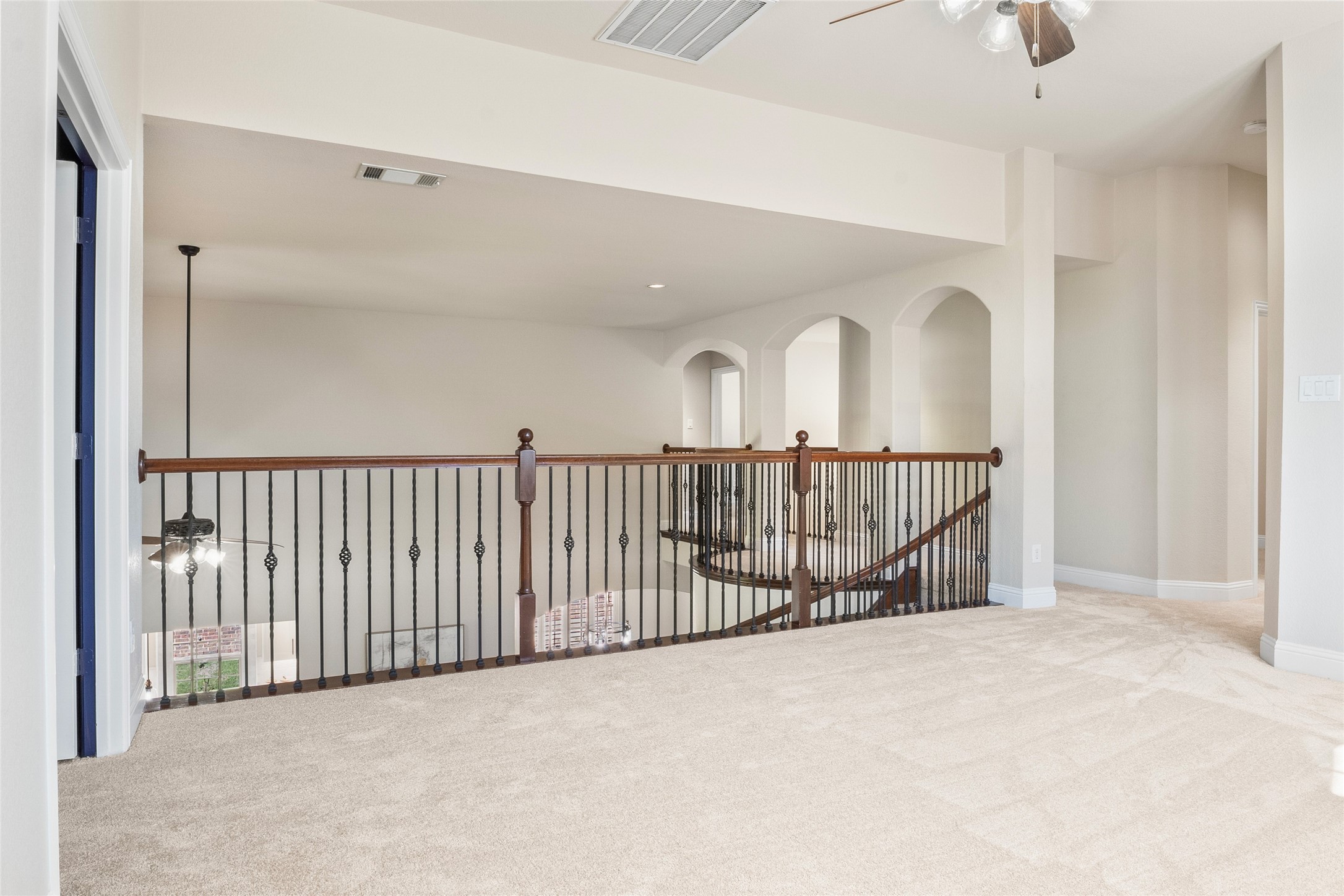 2512 Mona Vale Road