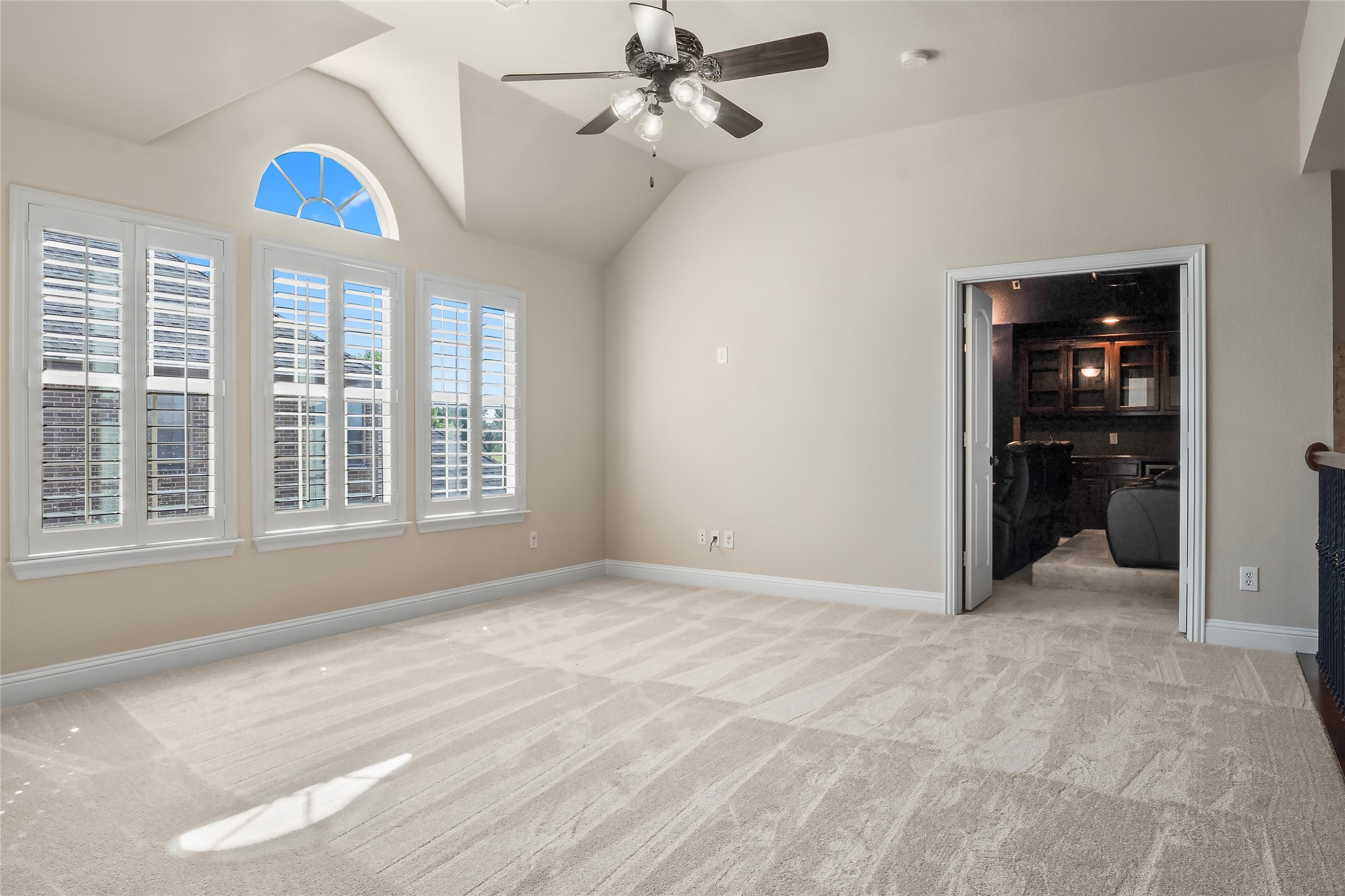 2512 Mona Vale Road