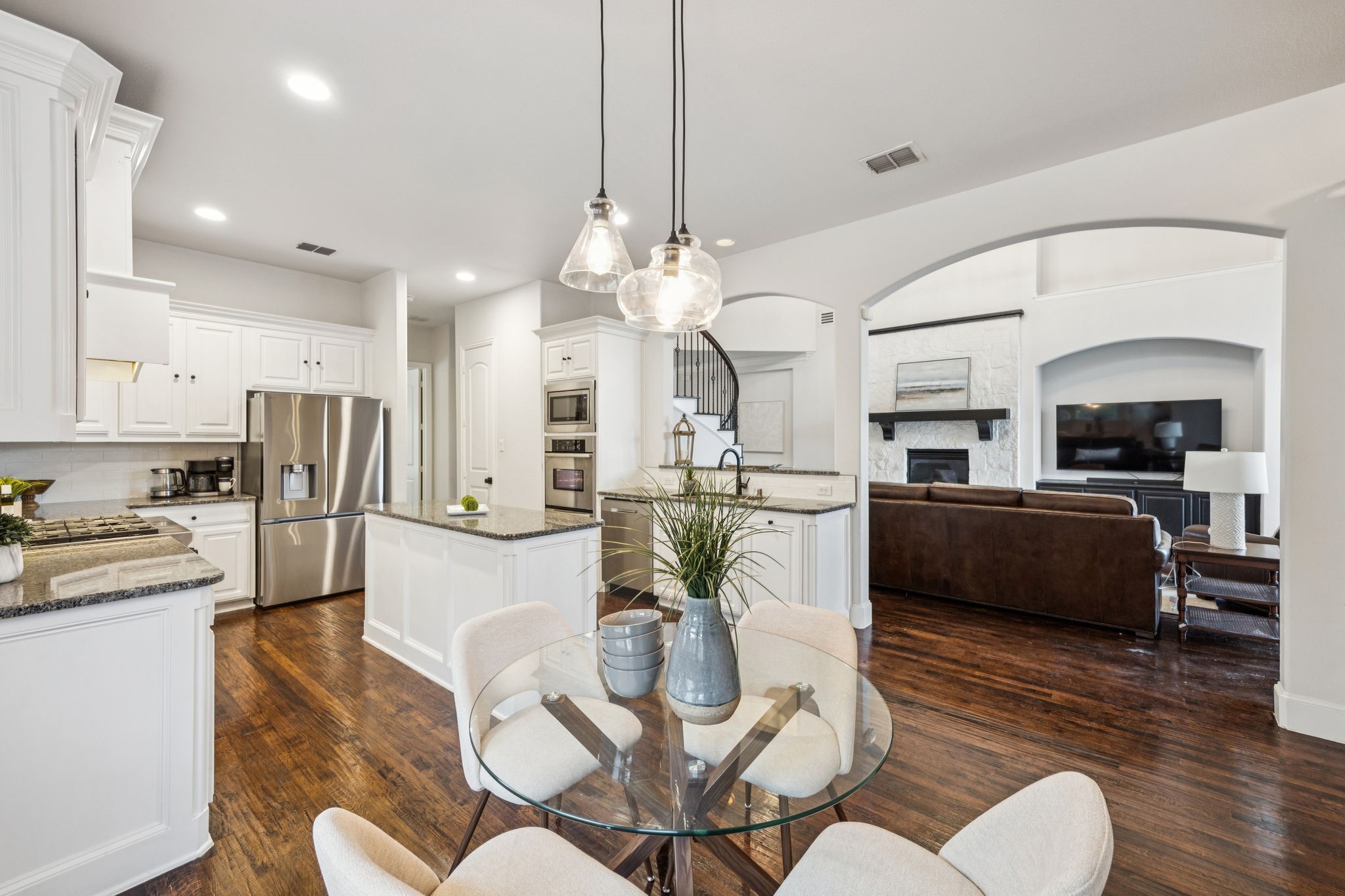 2406 Lilyfield Drive