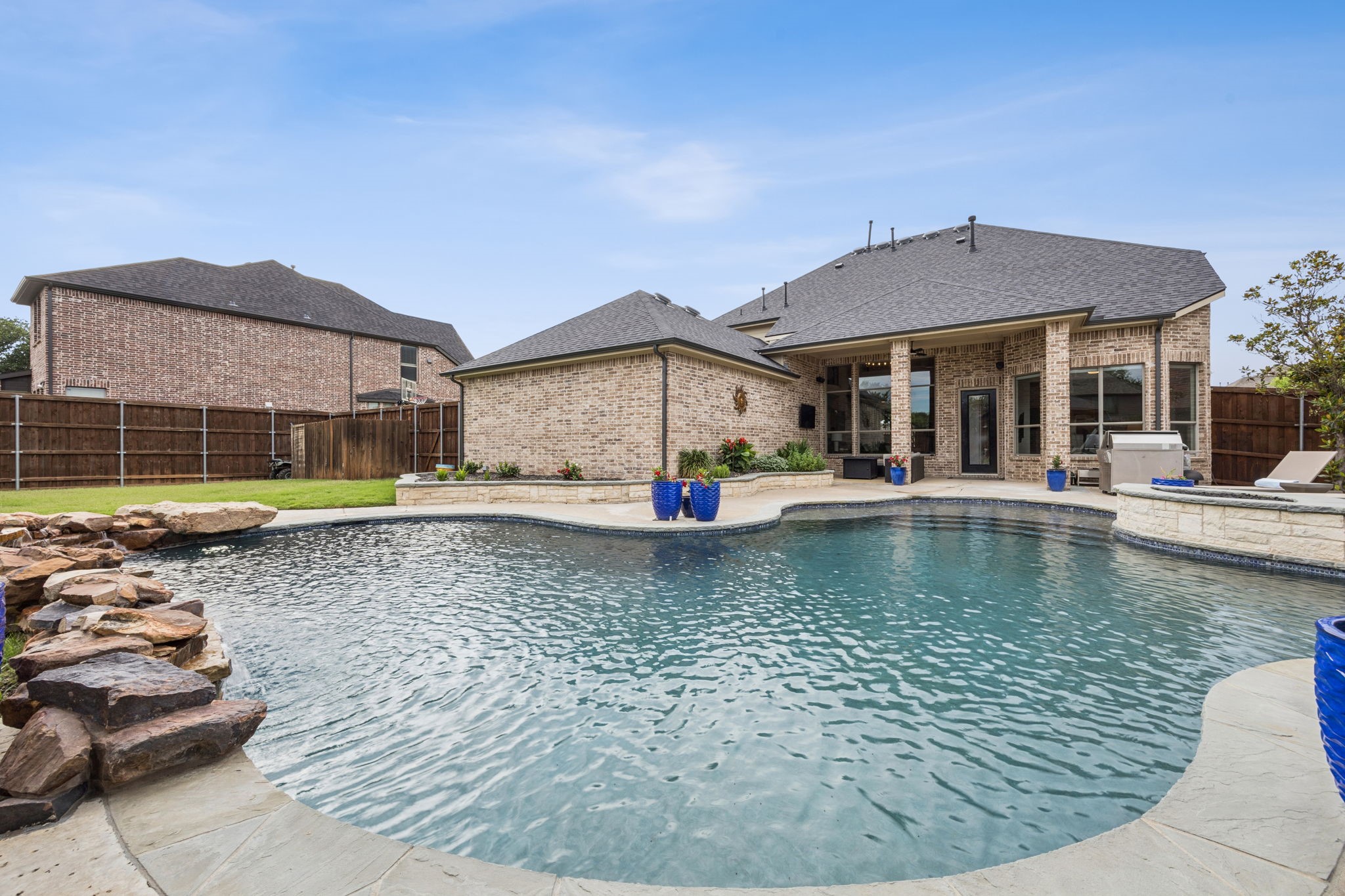 2406 Lilyfield Drive