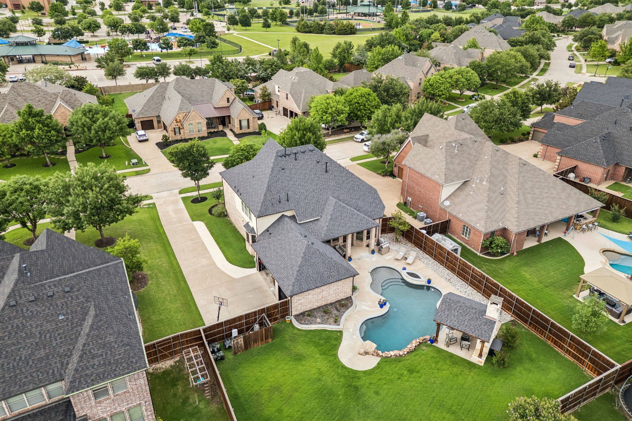 2406 Lilyfield Drive