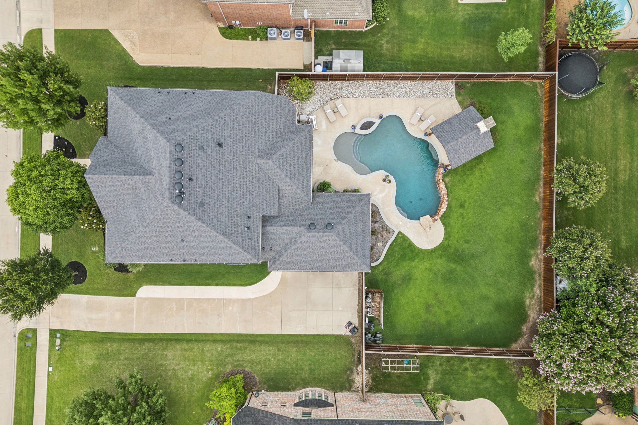 2406 Lilyfield Drive