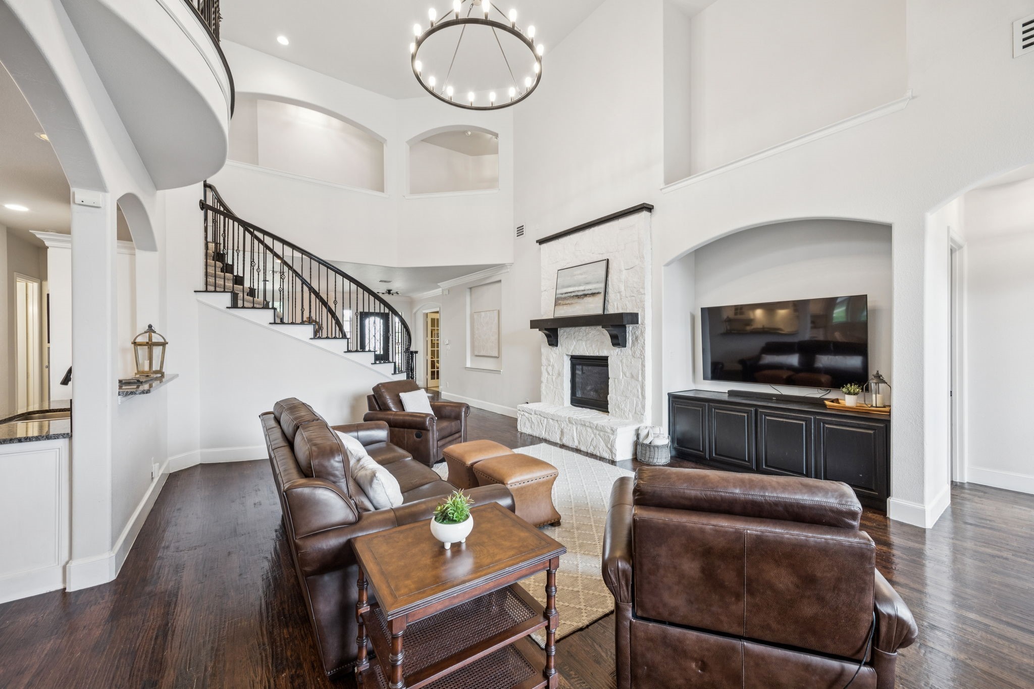 2406 Lilyfield Drive