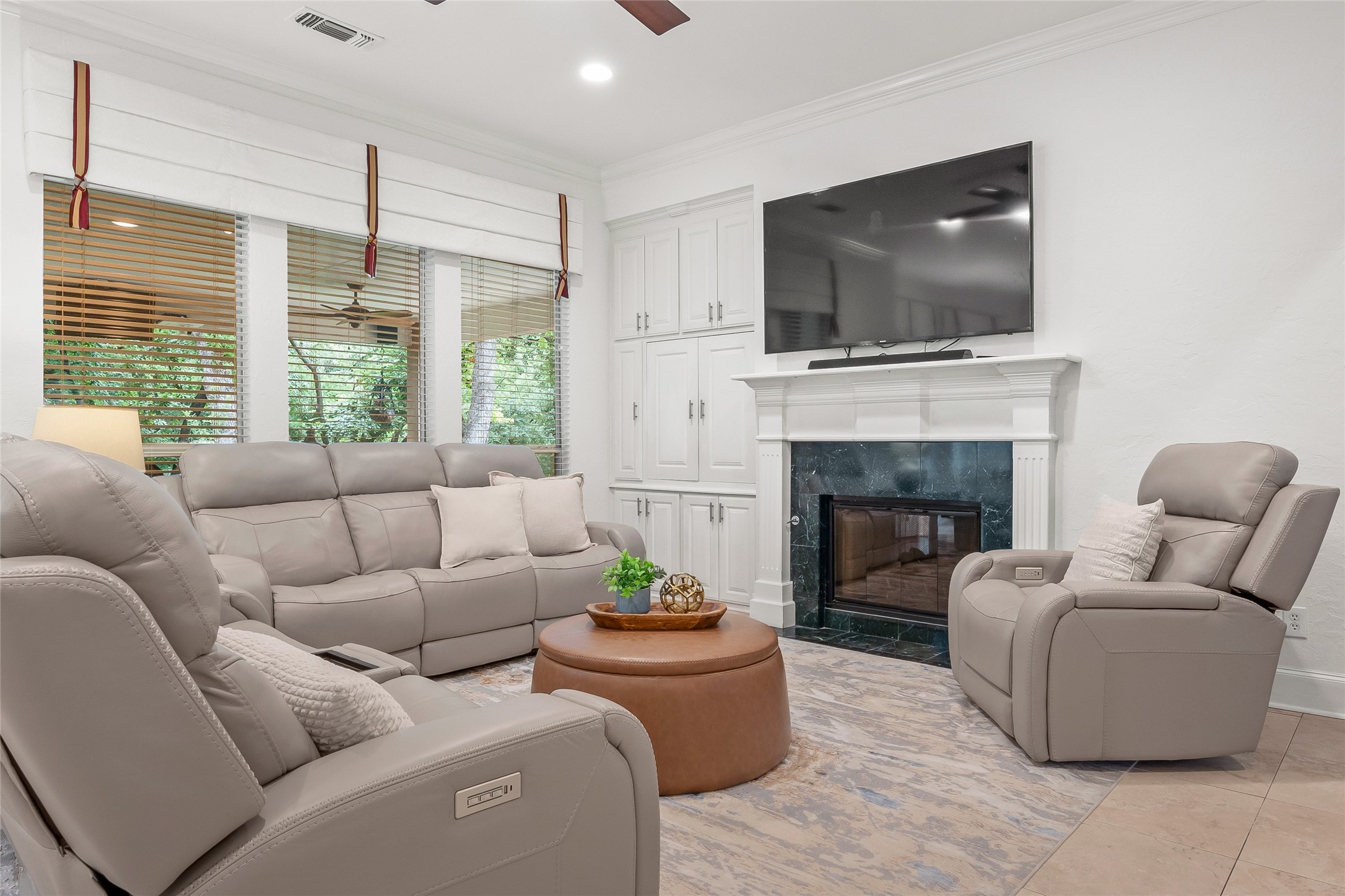 8 Brook Hollow Lane