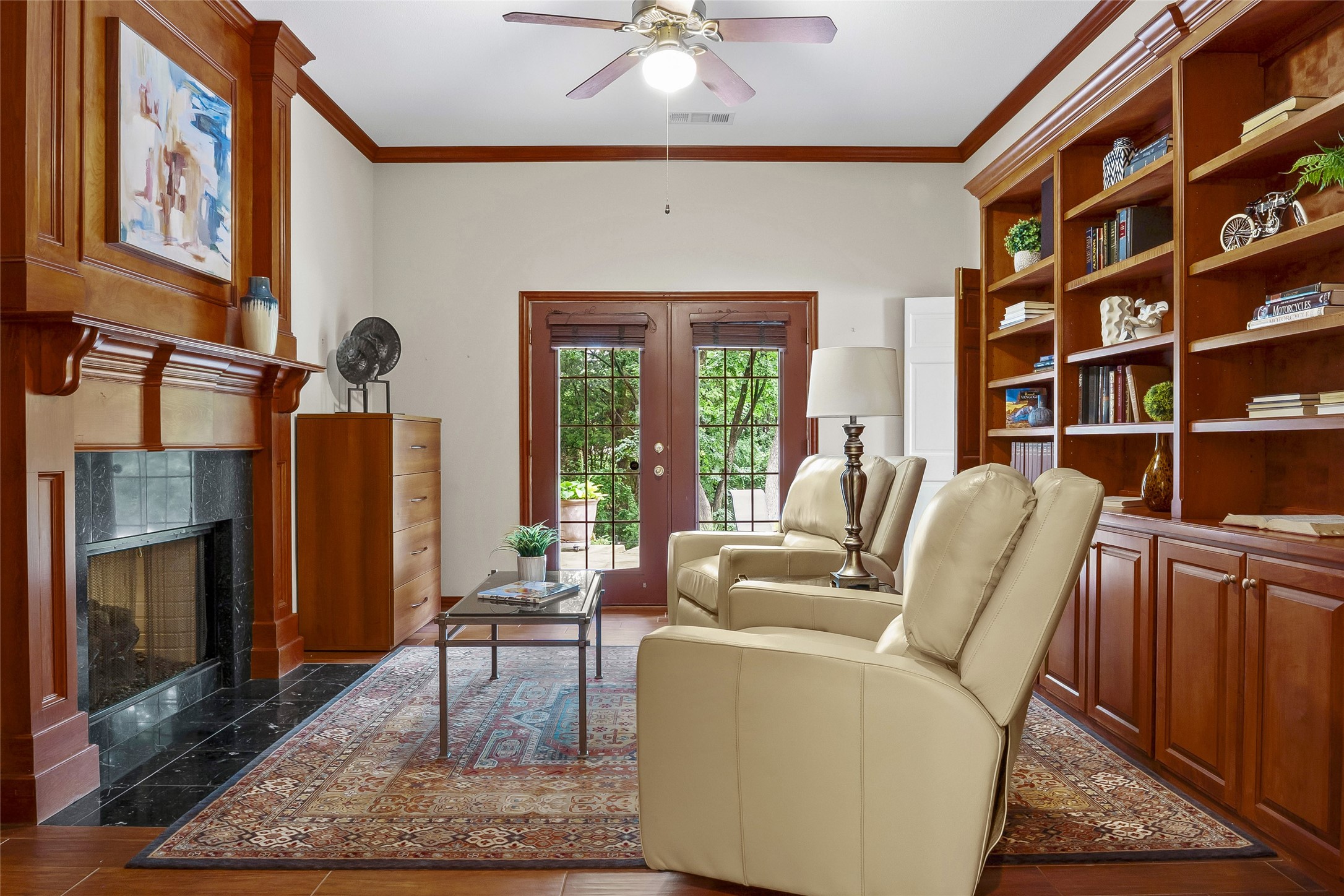 8 Brook Hollow Lane