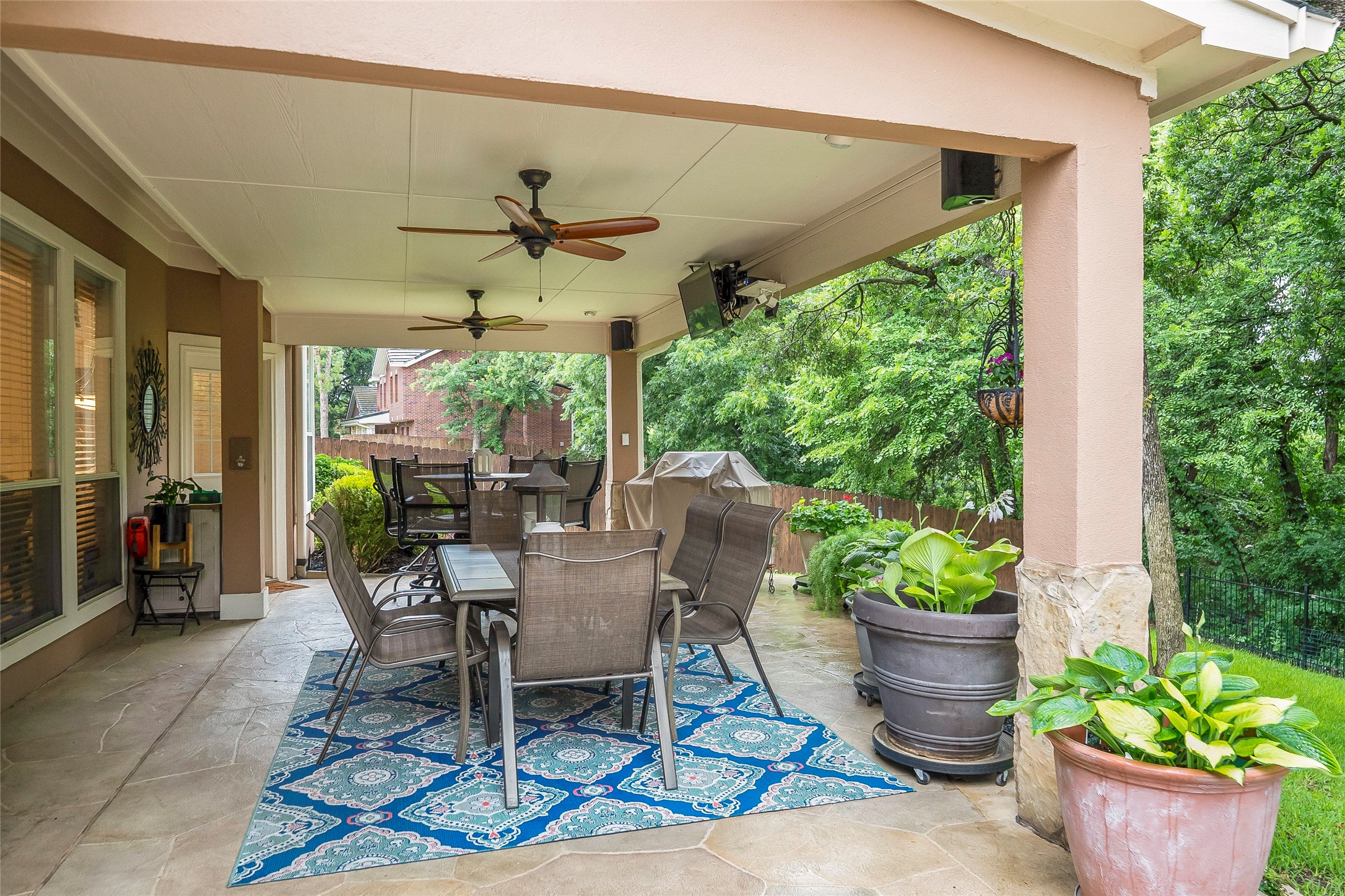 8 Brook Hollow Lane