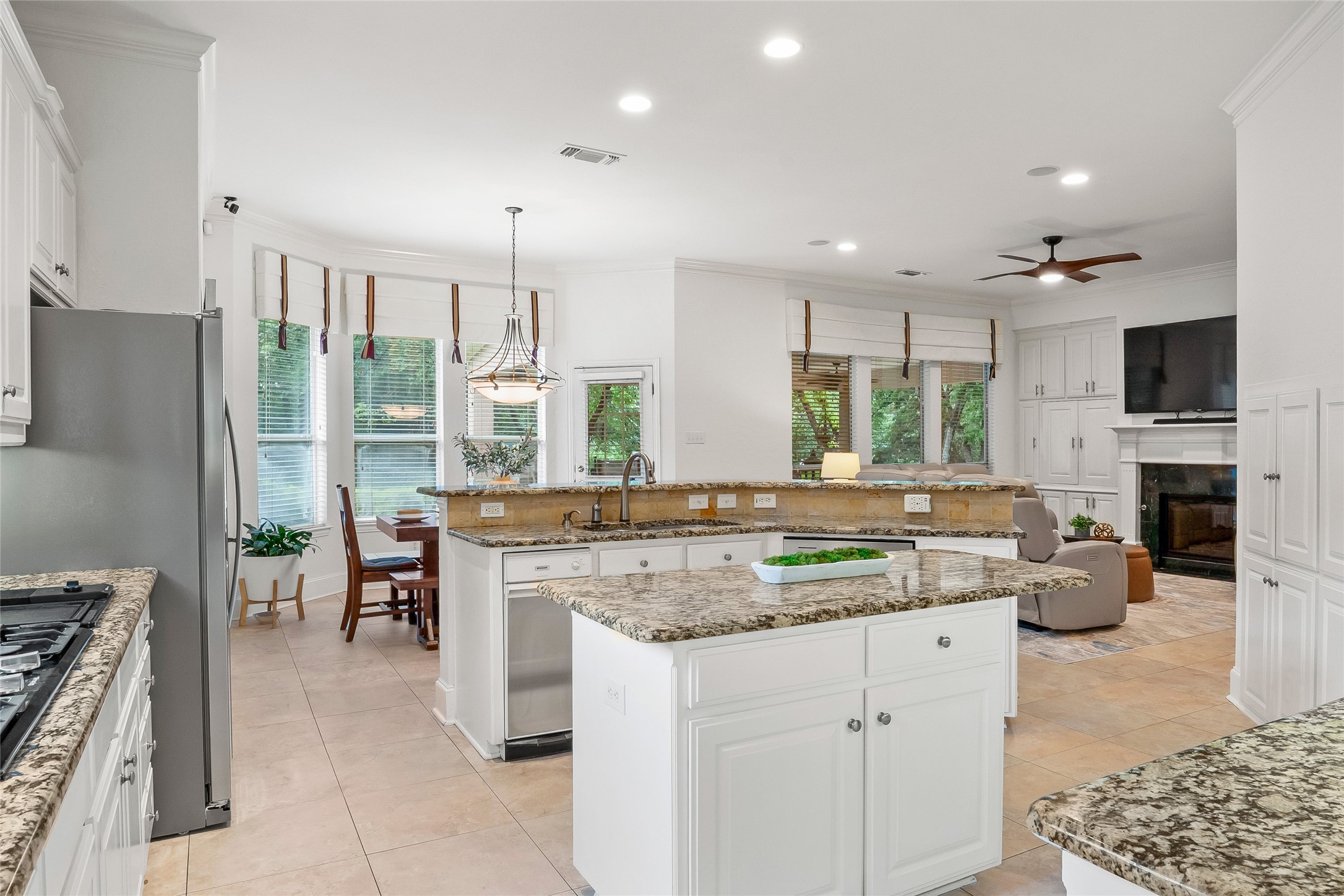 8 Brook Hollow Lane